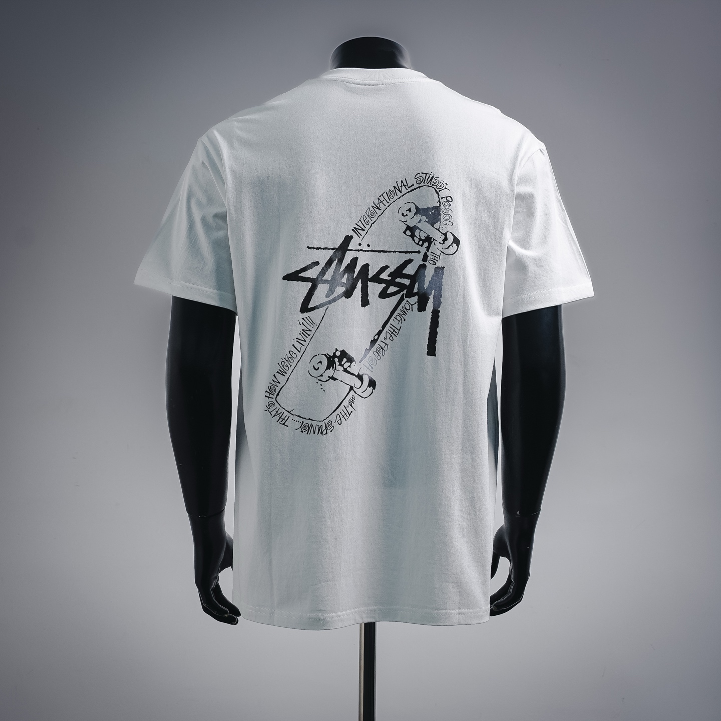 Stus graffiti-print t-shirt