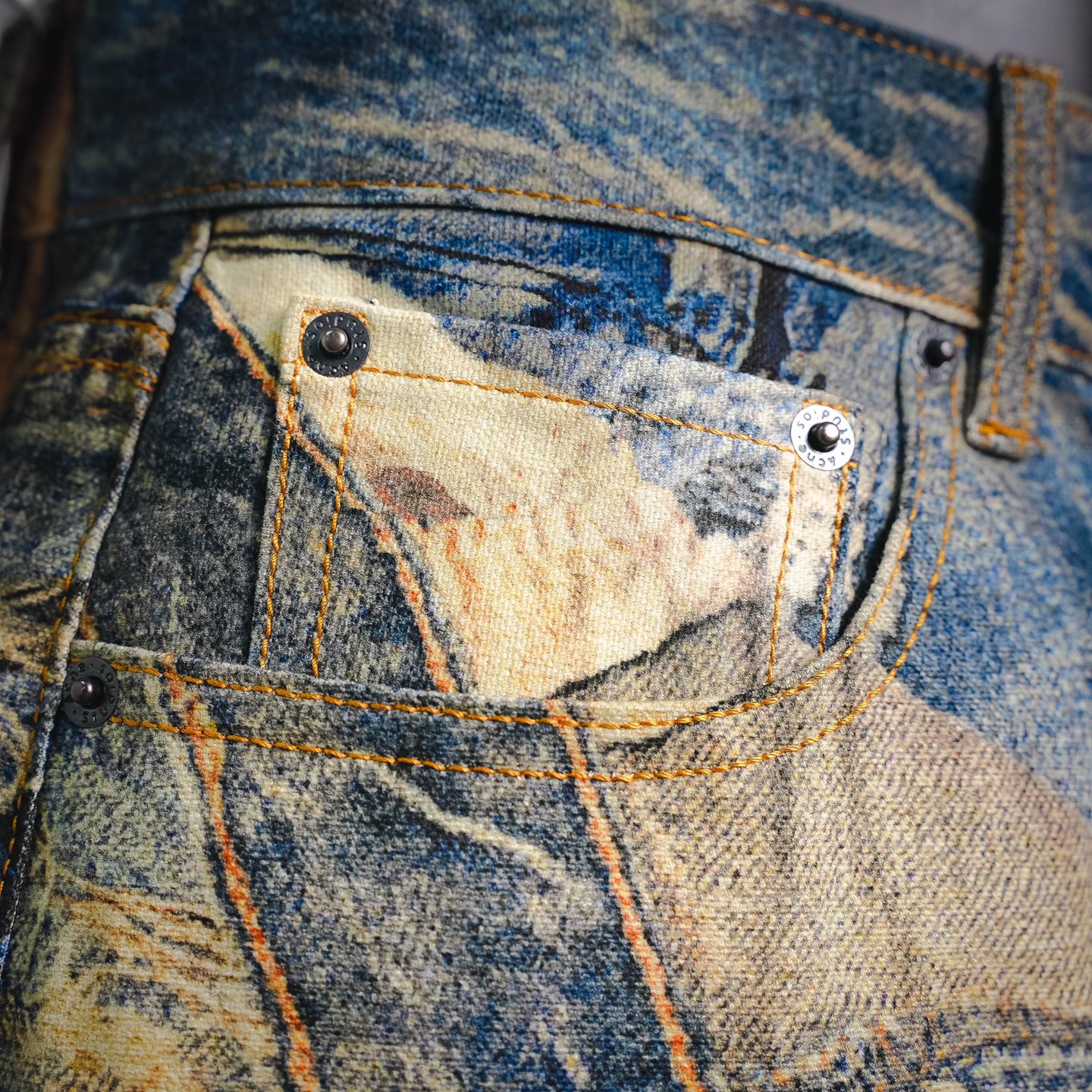 Acne trompe-l'œil graphic jeans