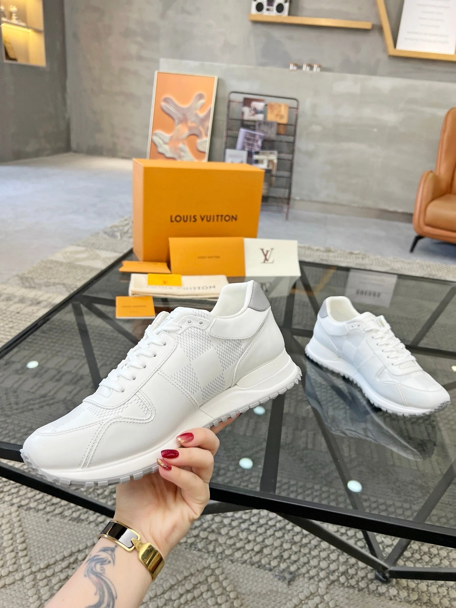 Louis RUN AWAY sneaker