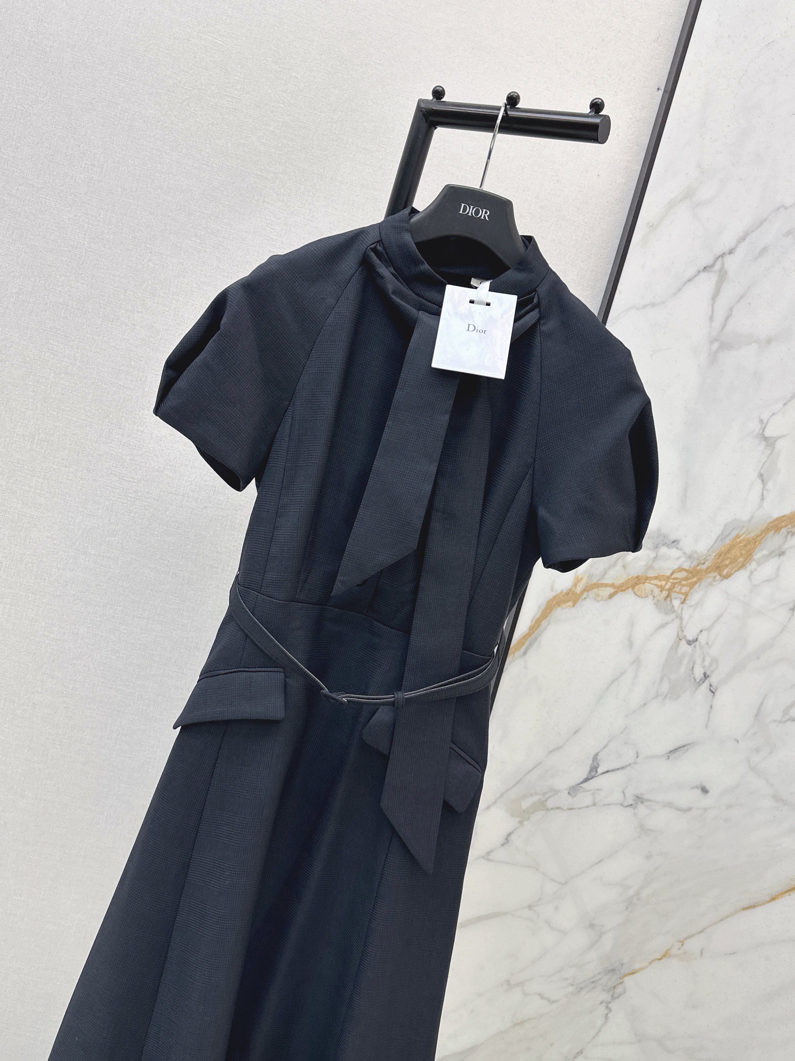 CD 26ss ribbon dress