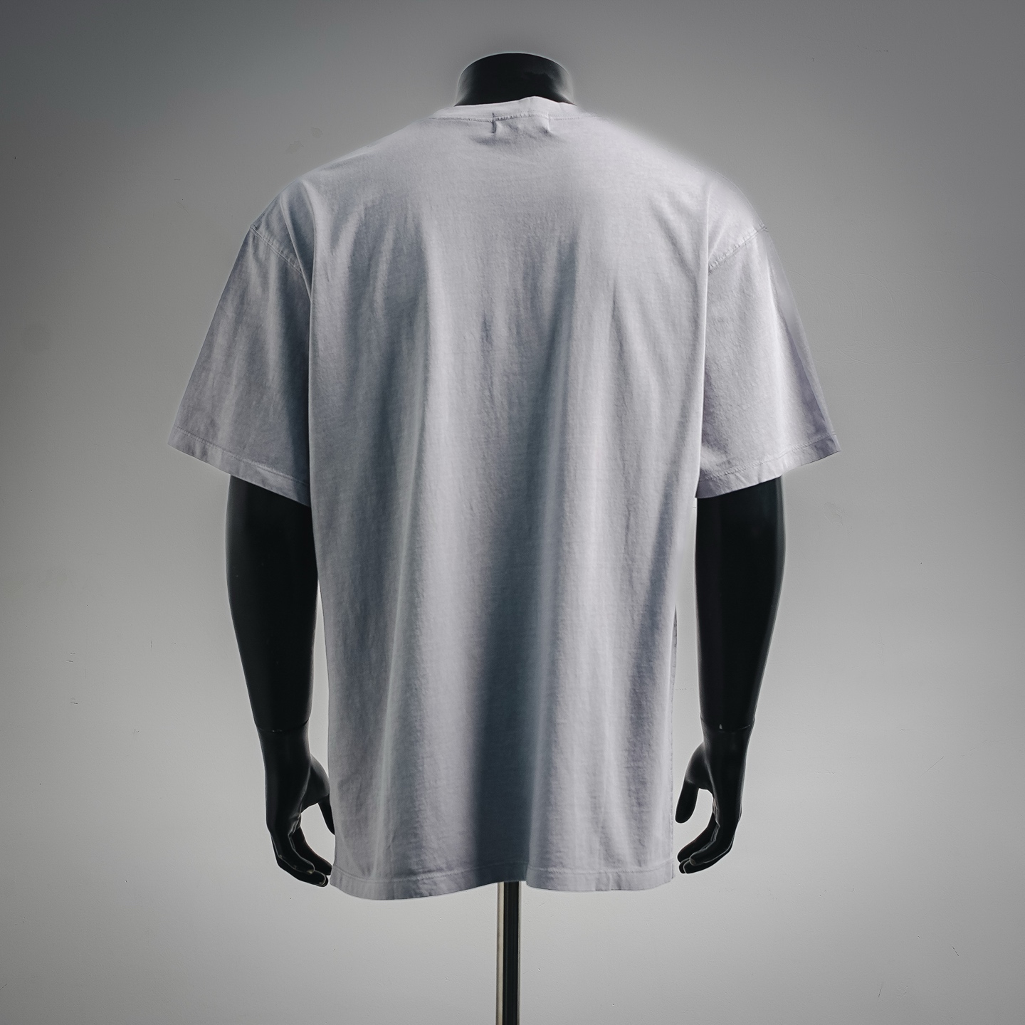 Stone washed embroidered t-shirt