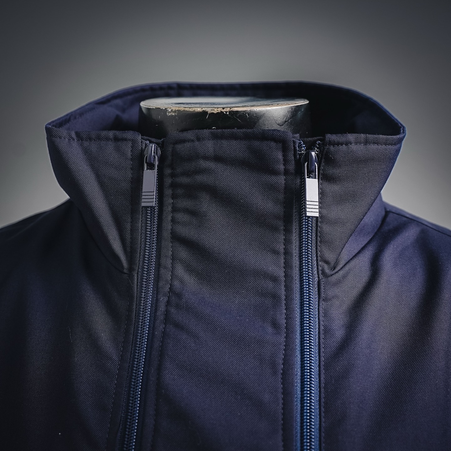 Thom windbreaker coat