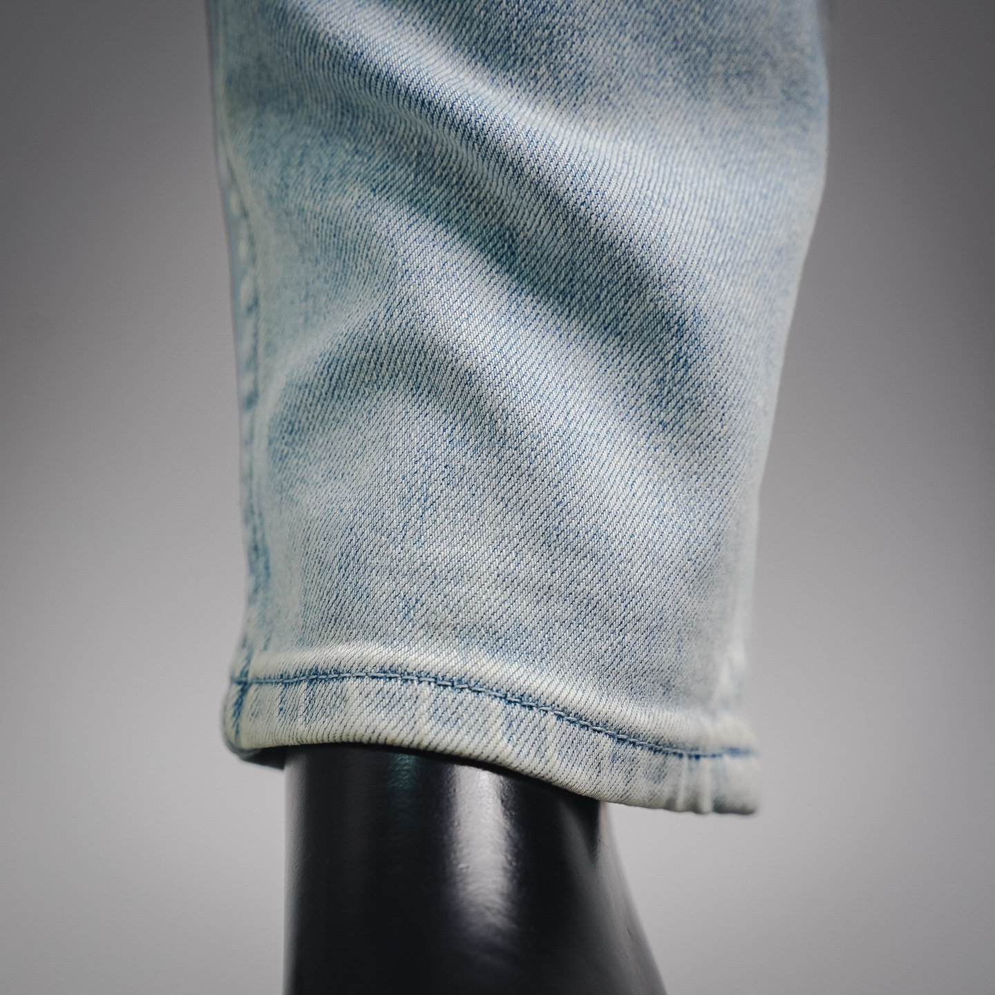 Louis lightwash slim jeans
