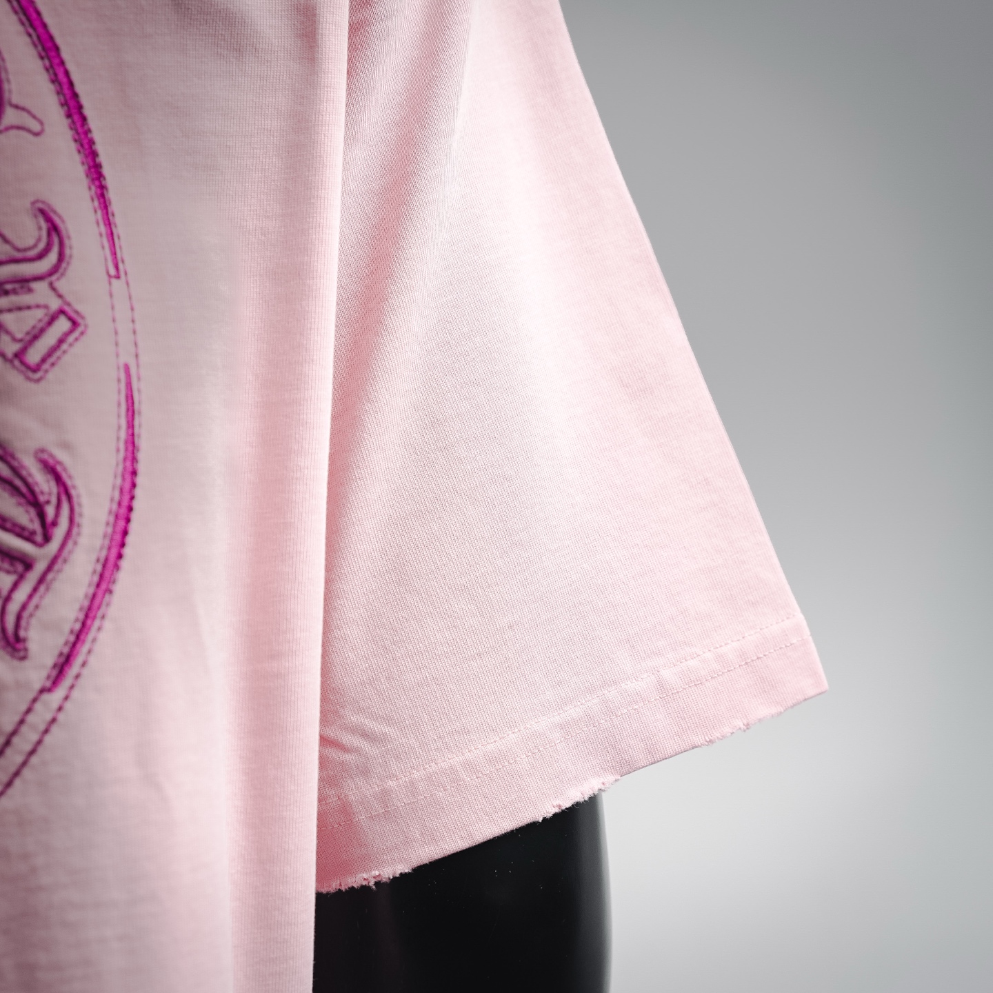 Chrome applique embroidered t-shirt