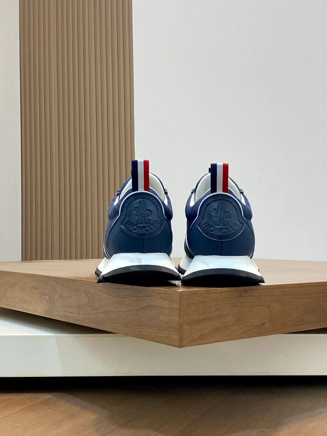 Mon retro sneakers