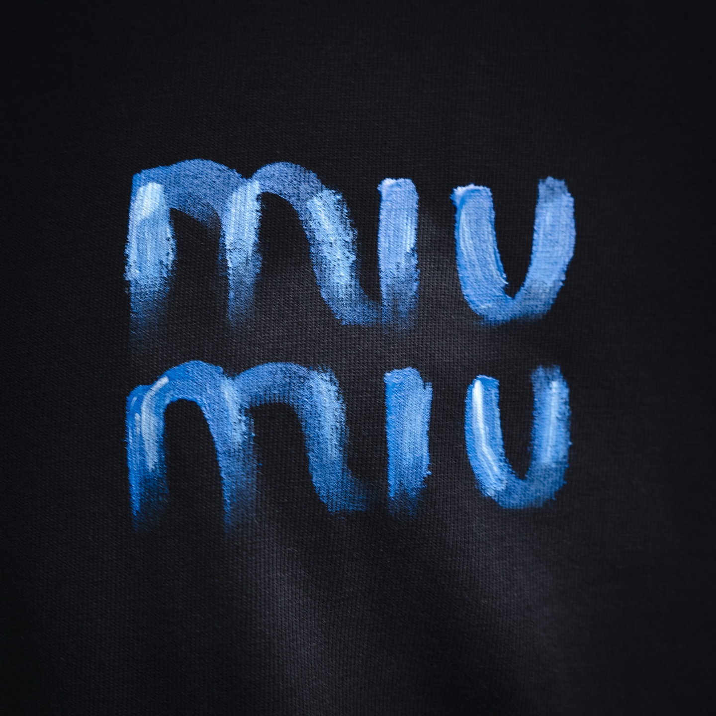 Miu graffiti-print t-shirt