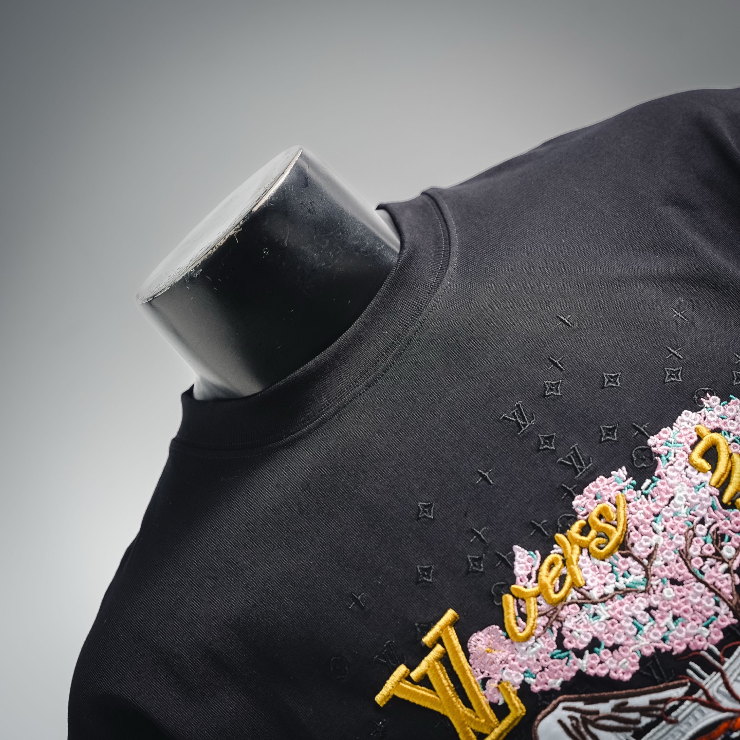 Louis graphic embroidered t-shirt