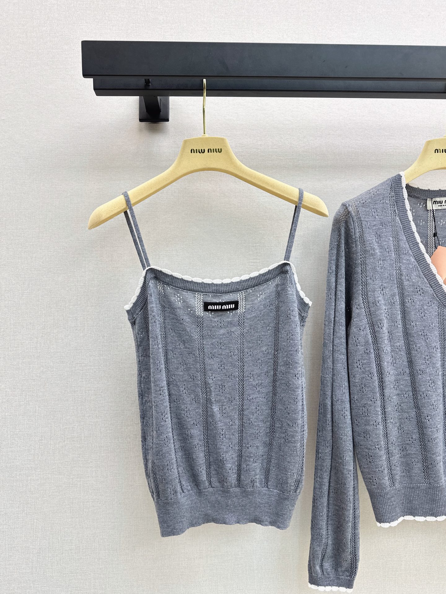 Miu 26fw lace-tirm knit camisole cardigan sets