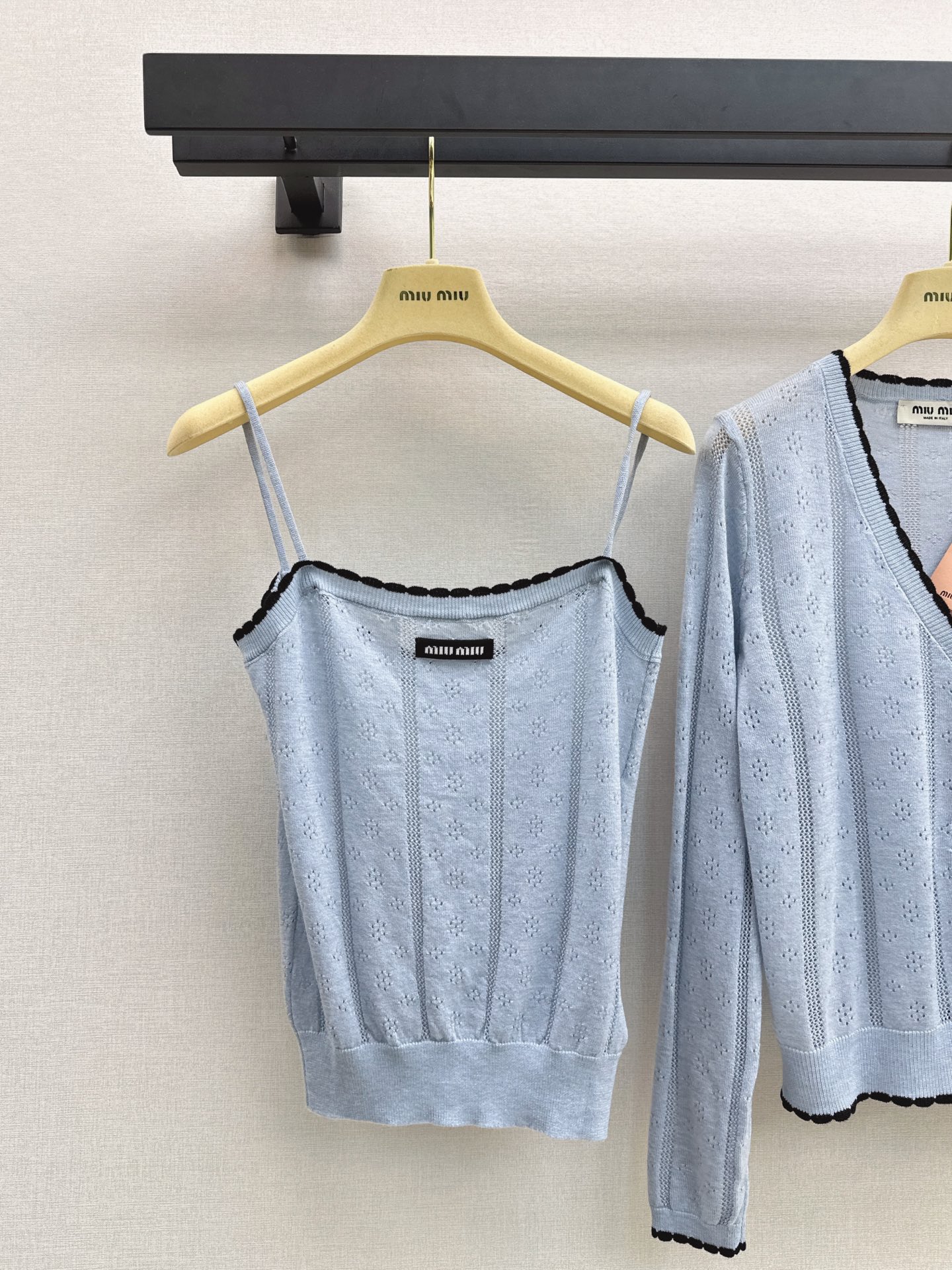 Miu 26fw lace-tirm knit camisole cardigan sets