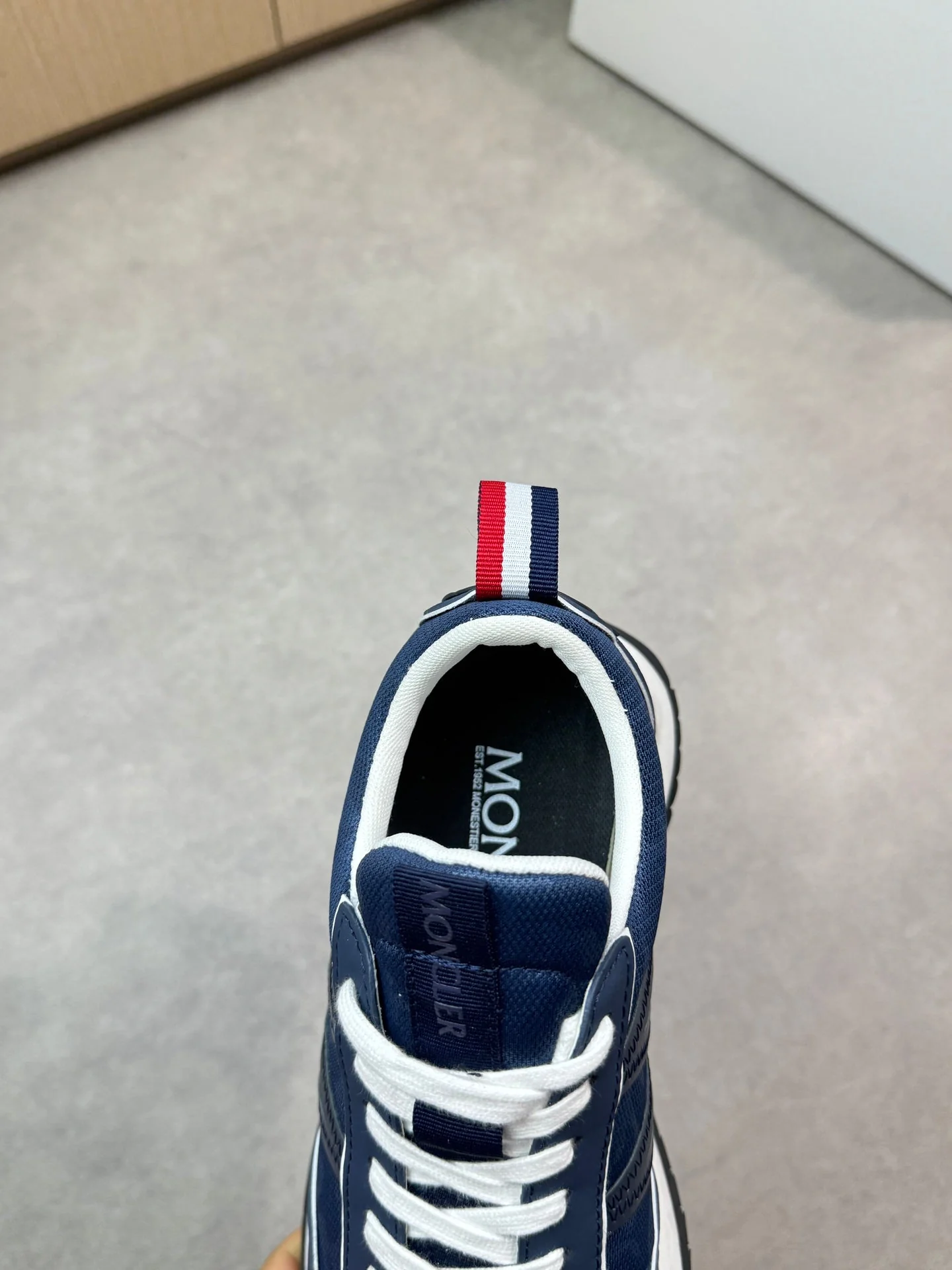 Mon 25ss sneaker