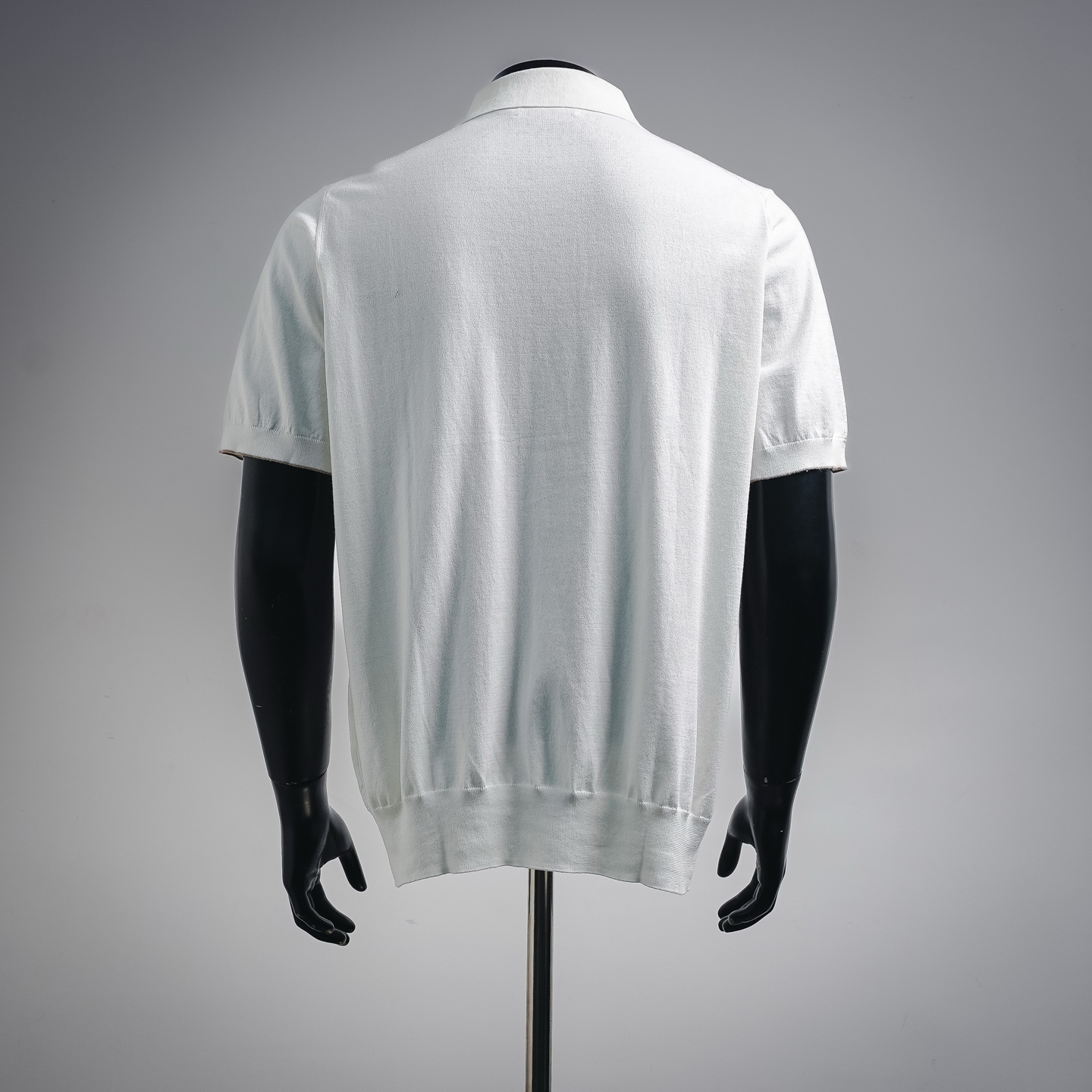 Brunello badge knit t-shirt