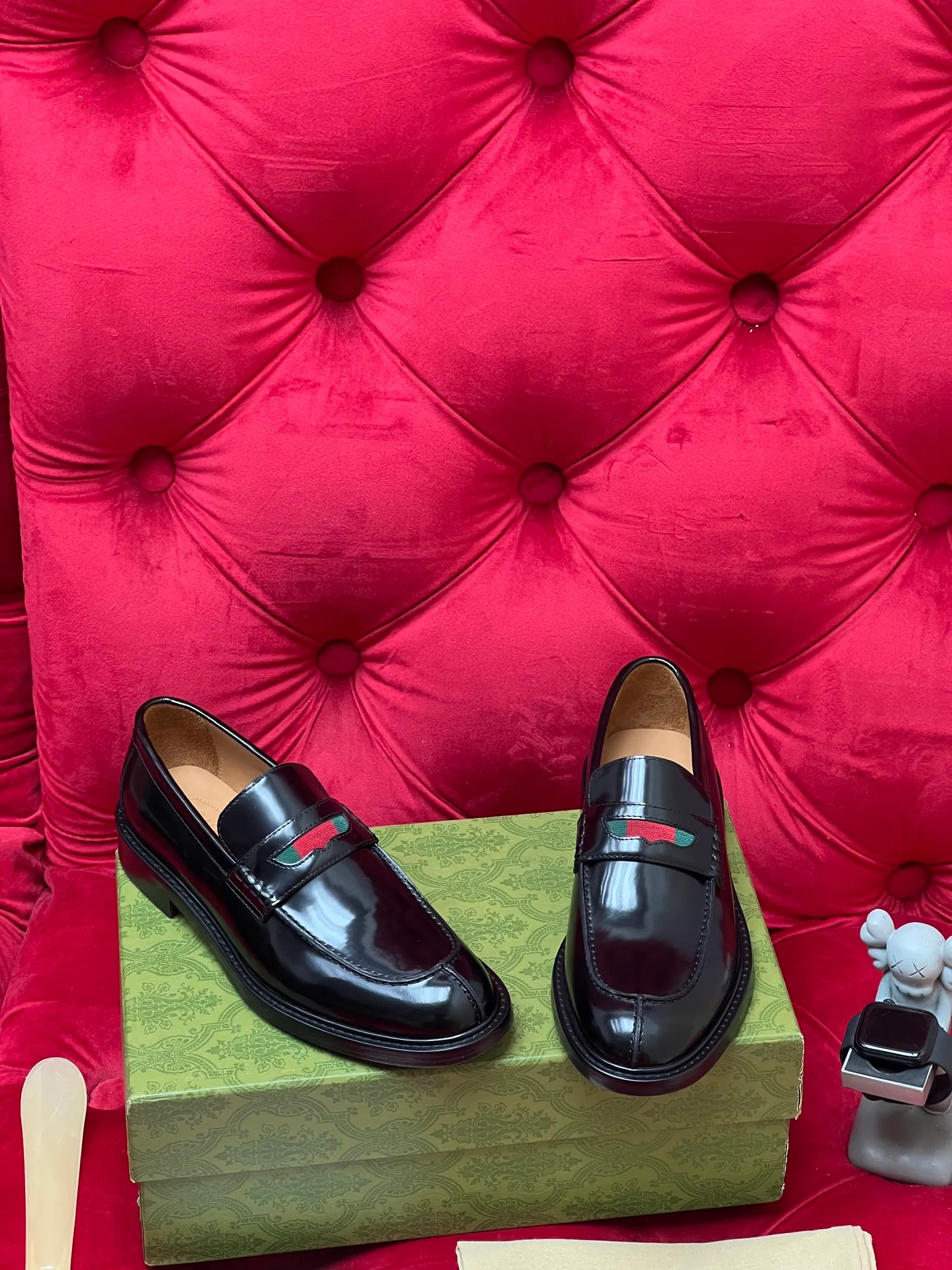 Guc leather shoes