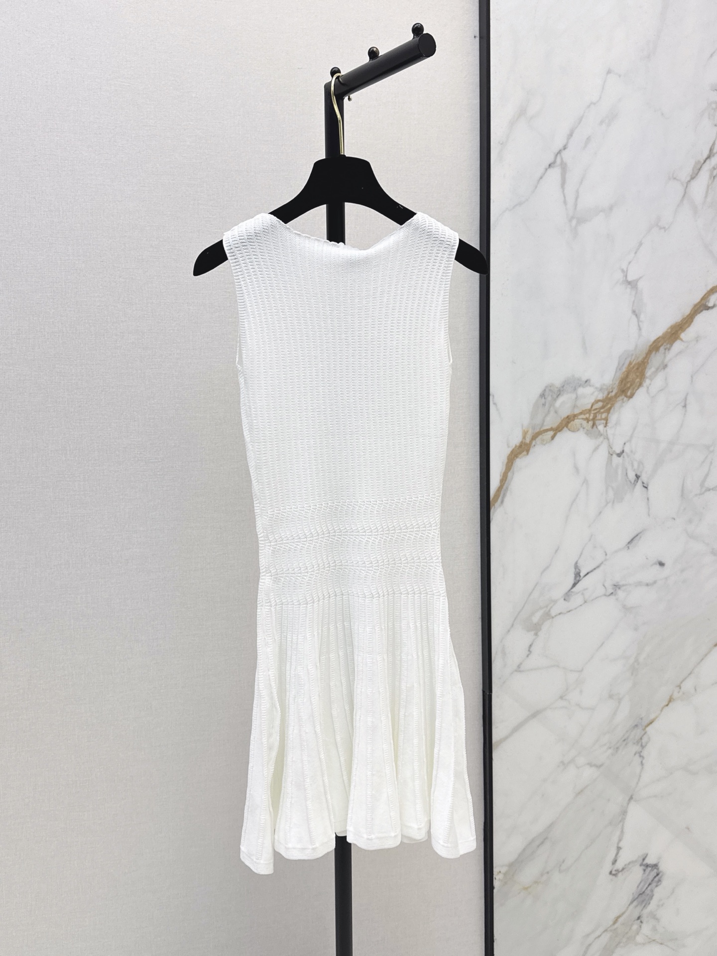 Chan 26ss sleeveless knit dress