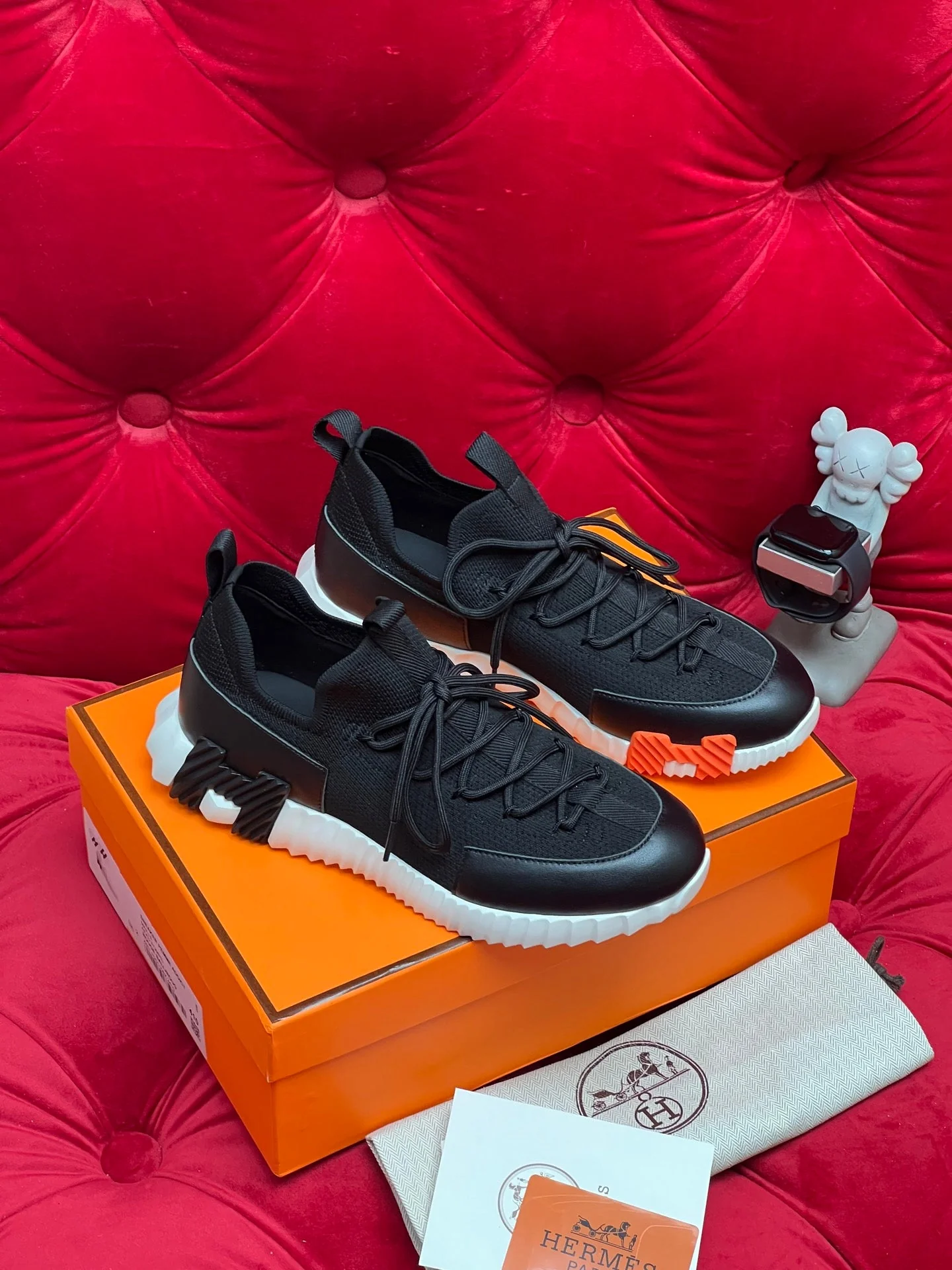Herm sneakers
