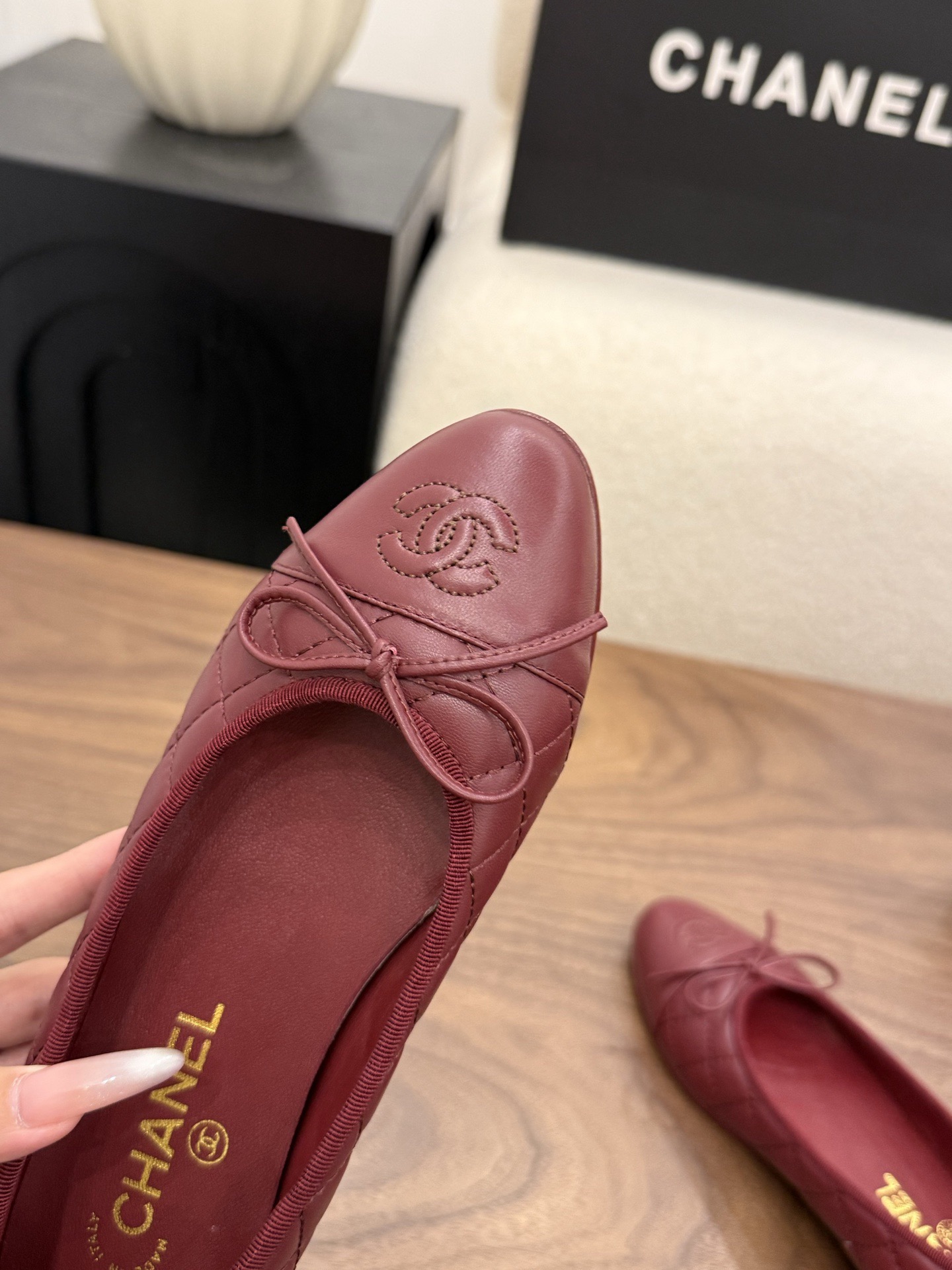 Chan 26fw flat shoes
