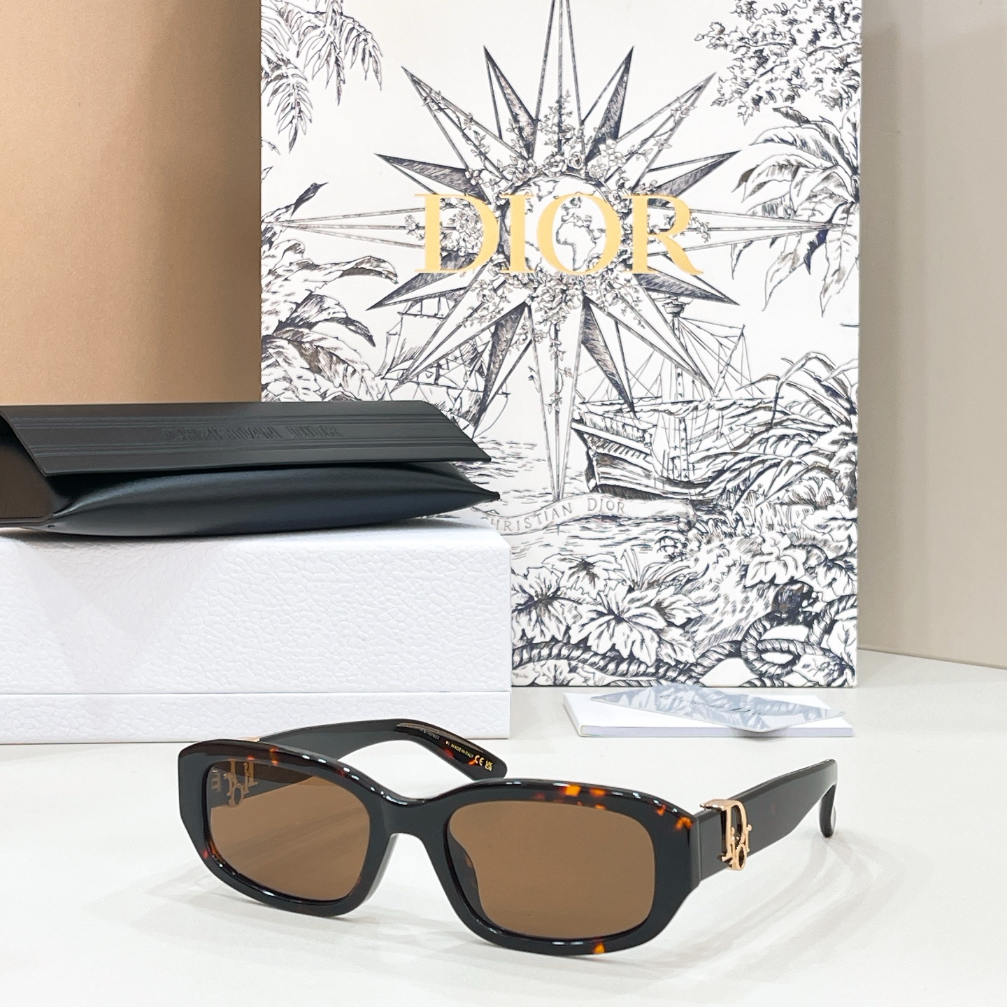 CD sunglasses
