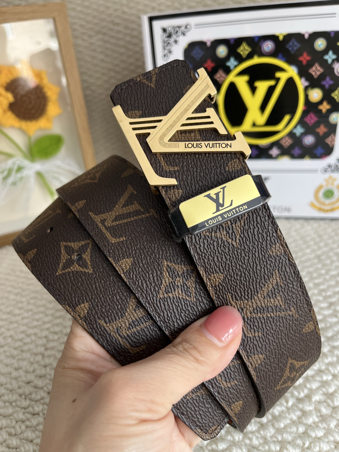 Louis cowhide belt