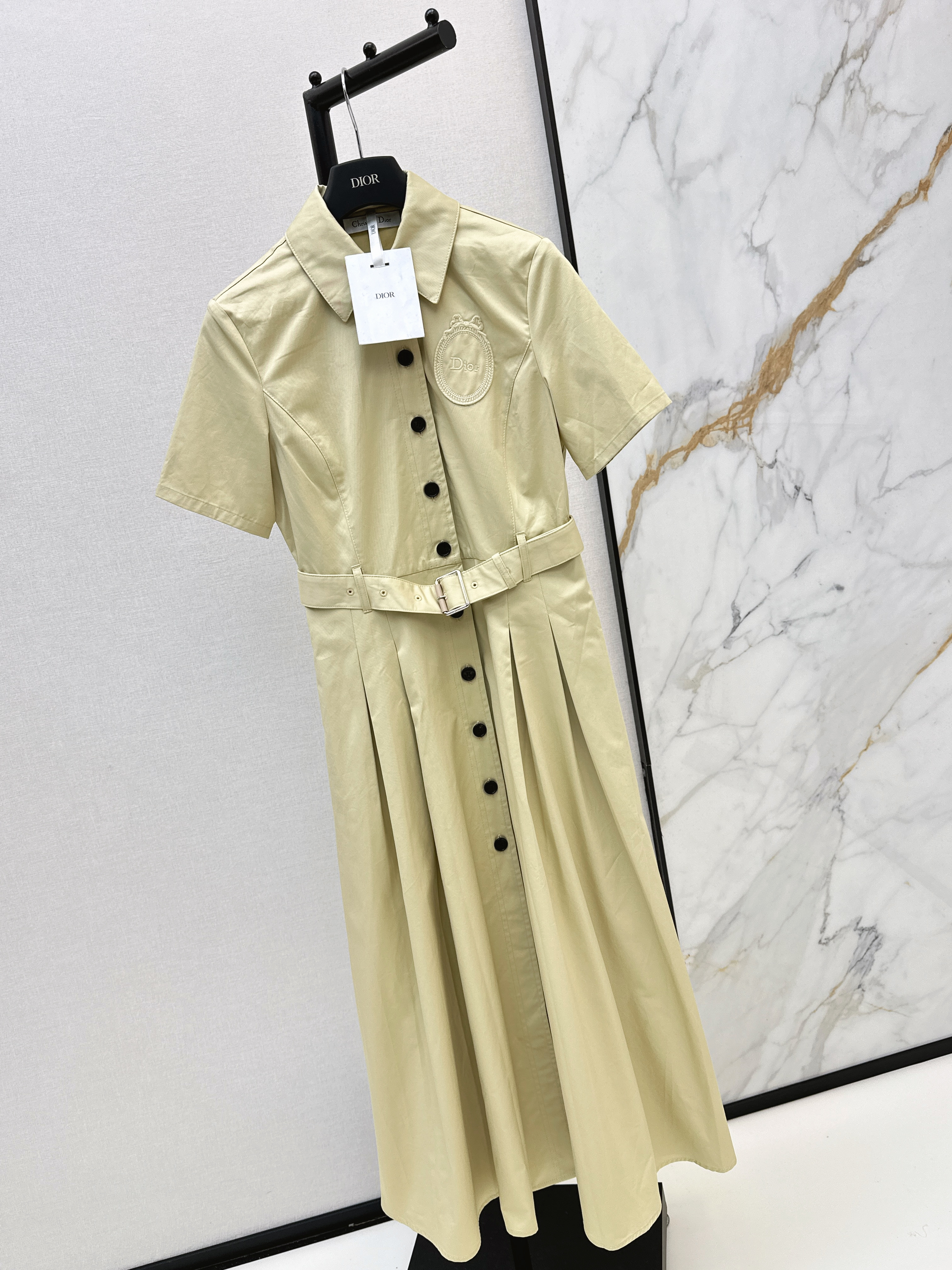 CD 26ss belted dress
