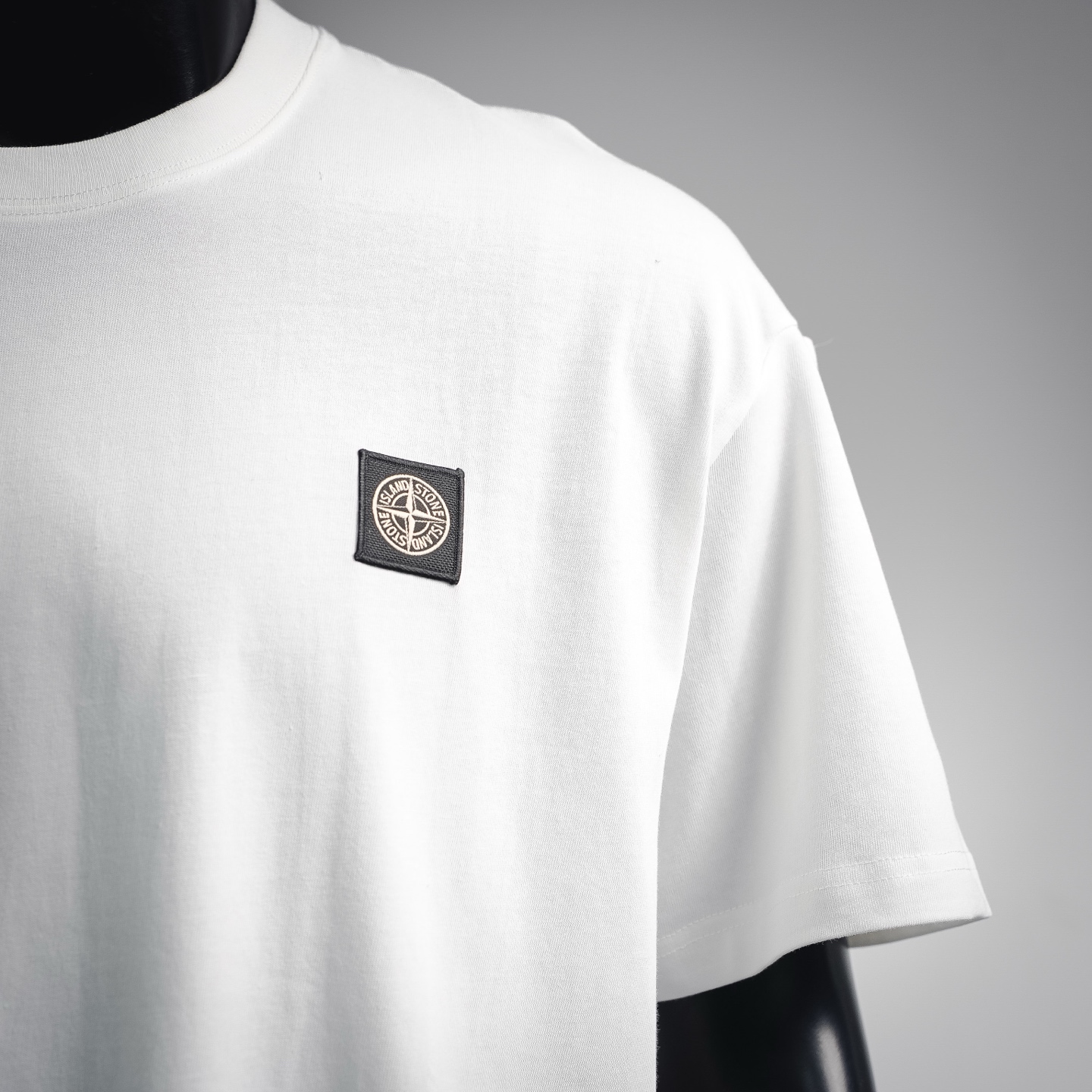 Stone embroidered t-shirt