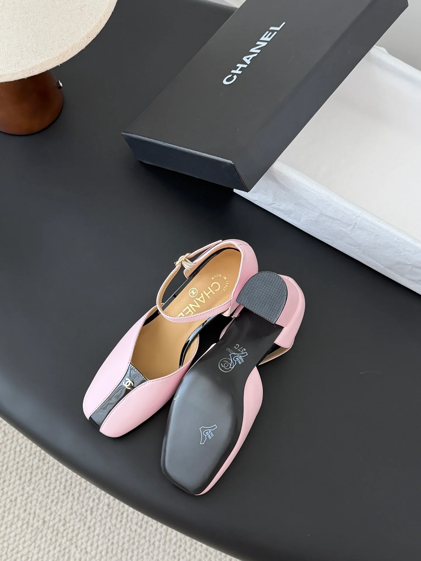 Chan 26ss chunky heels