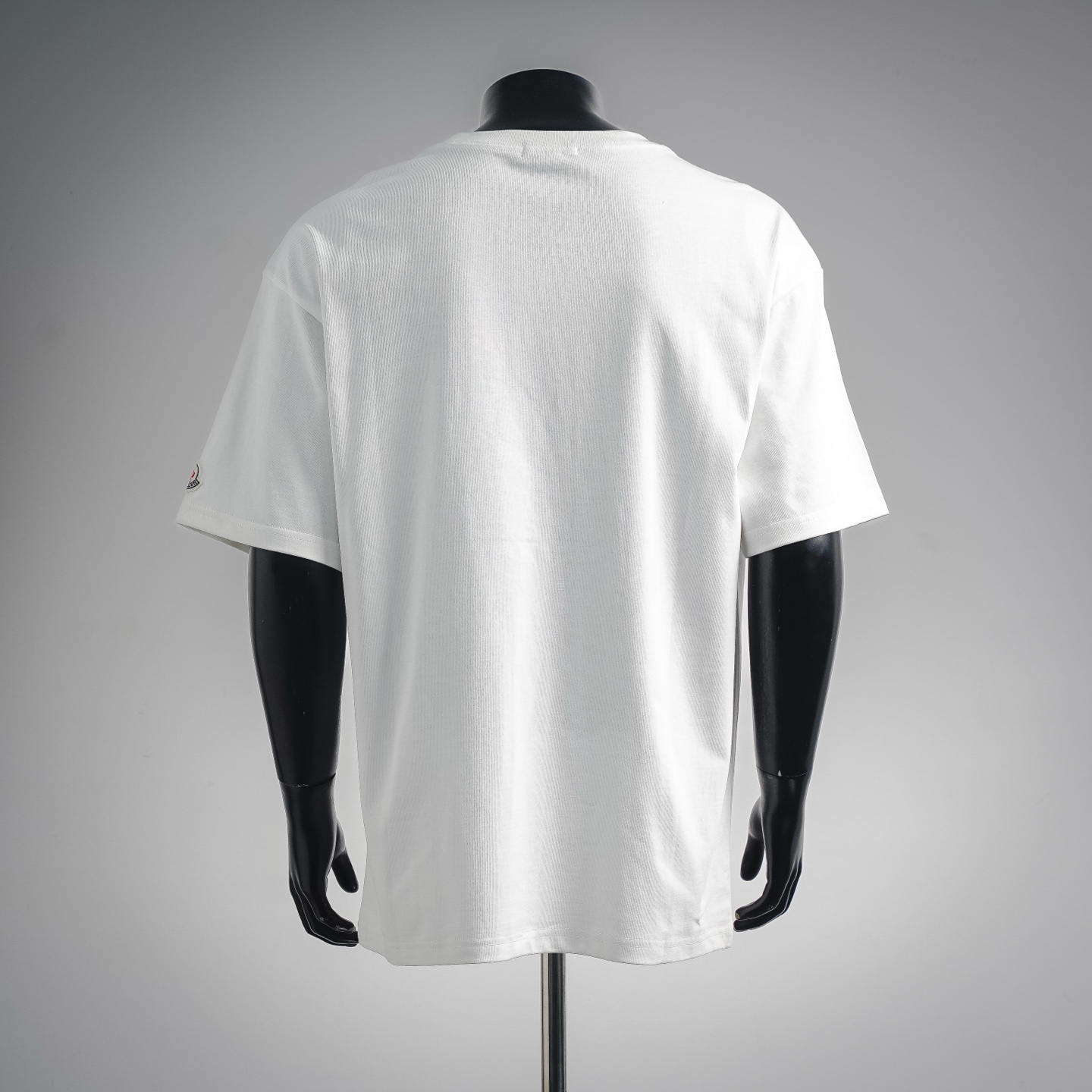 Mon letter graffiti t-shirt