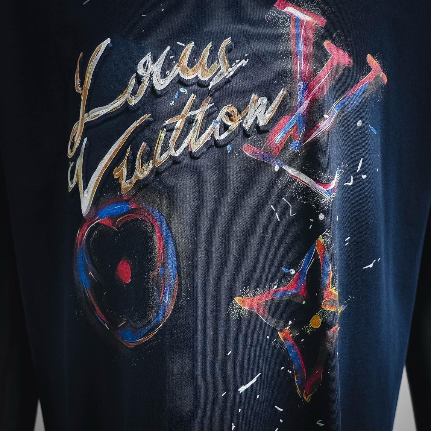 Louis emboosed t-shirt