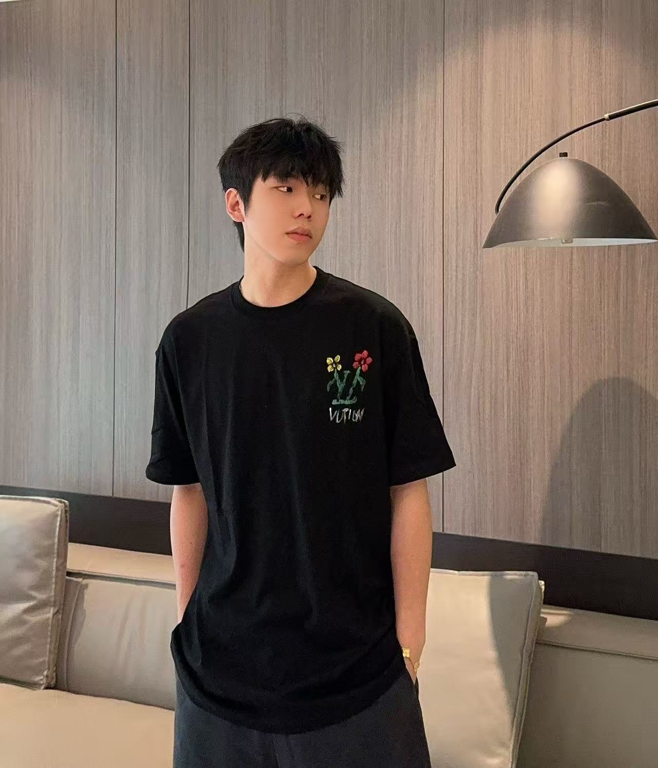 Louis graffiti-print t-shirt