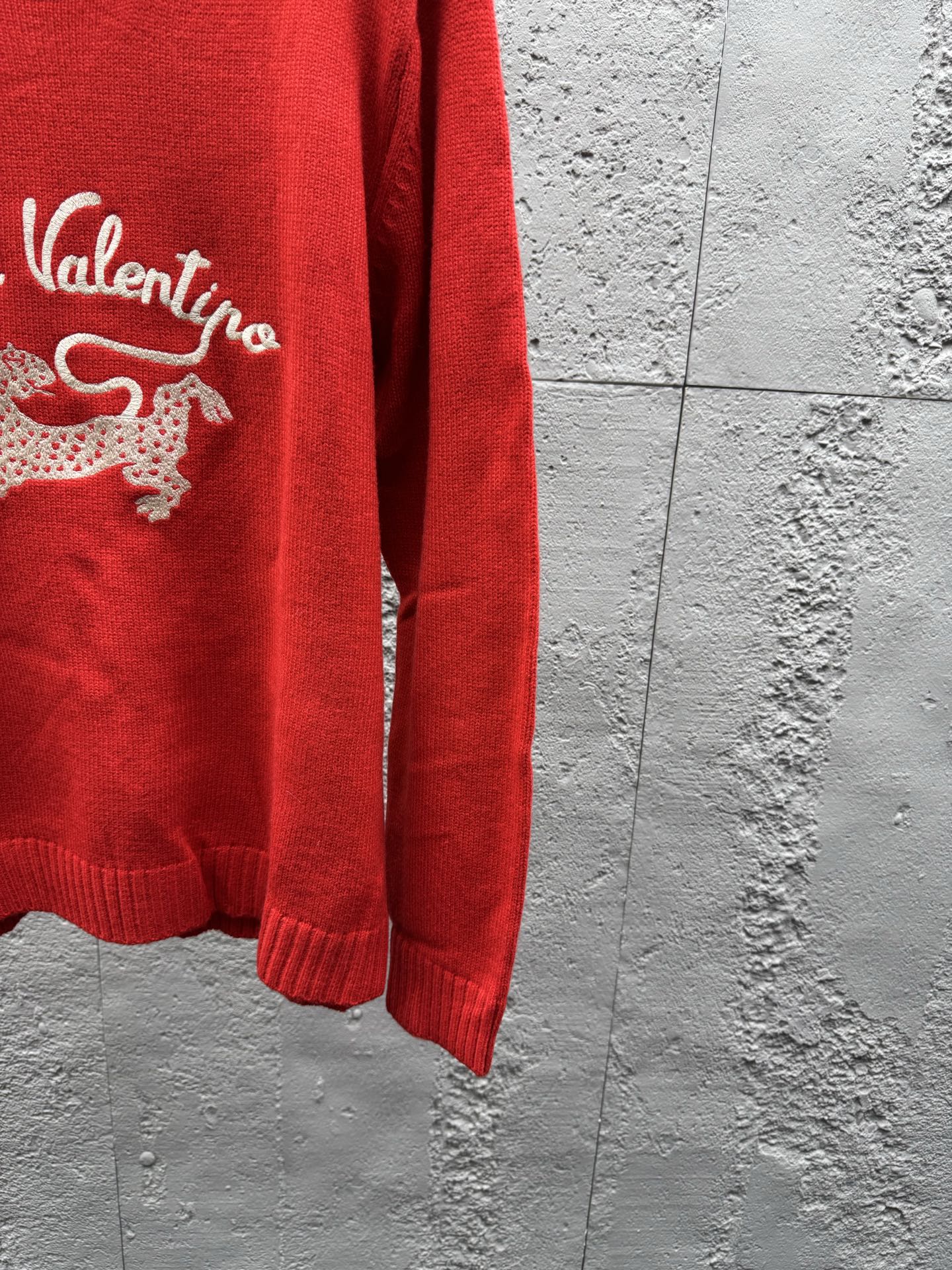 Valent embroidered sweater