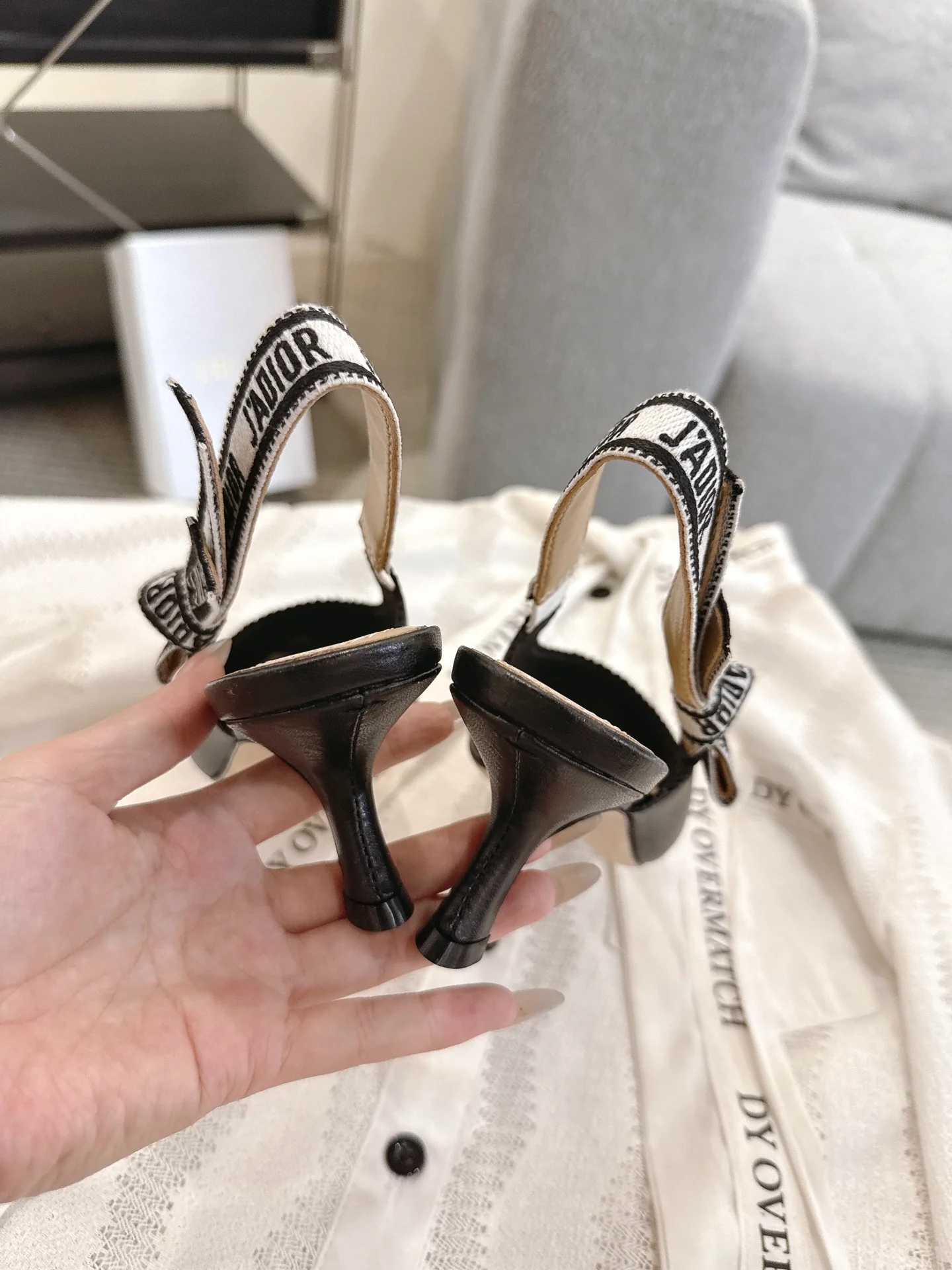 CD 25fw kitten slingback heels