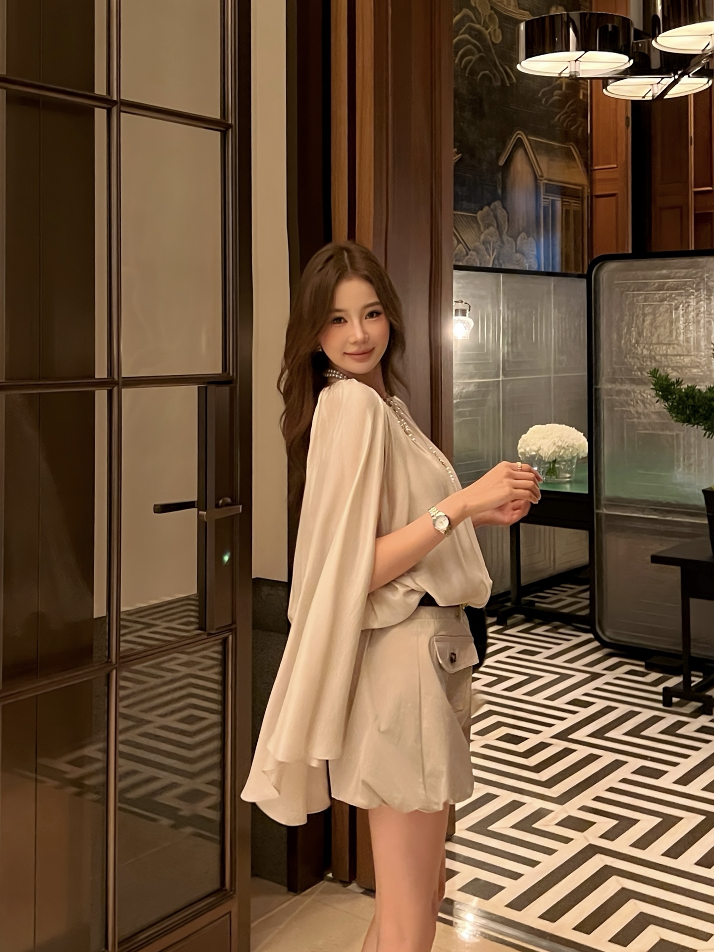 Chol 26ss cape sleeve top