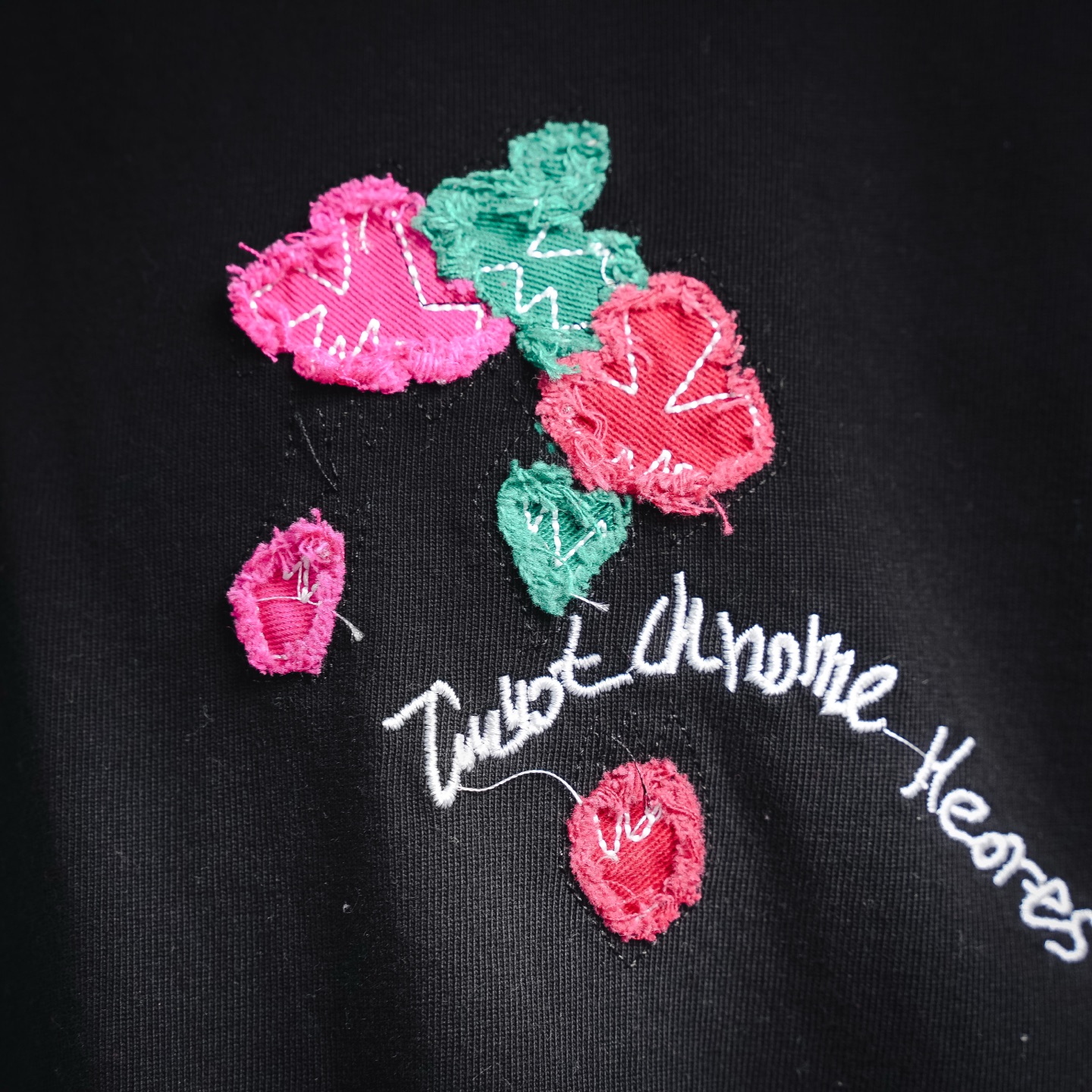 Chrome washed applique t-shirt