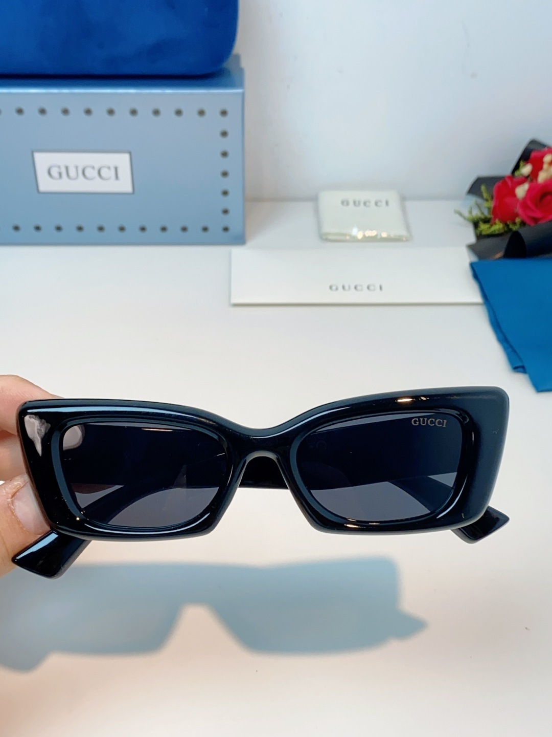 Guc sunglasses
