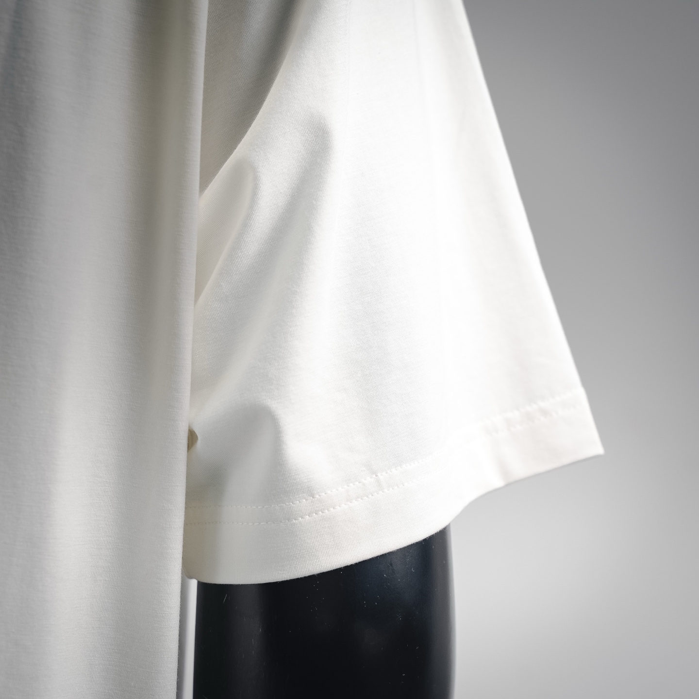 Pra embroidery t-shirt