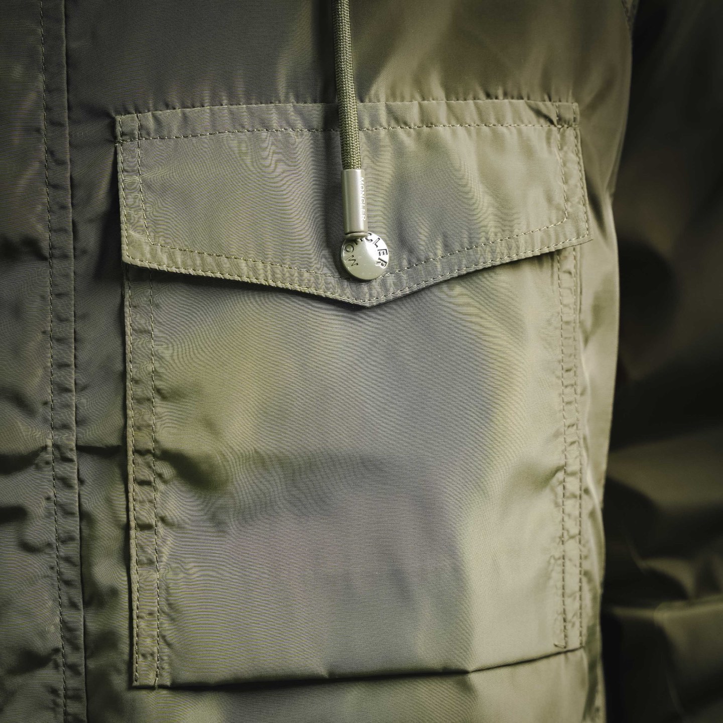 Mon waterproof hooded jacket