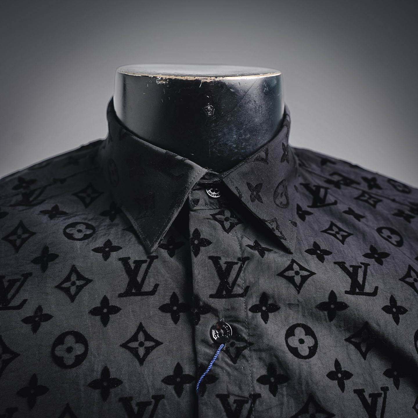 Louis all-over shirts