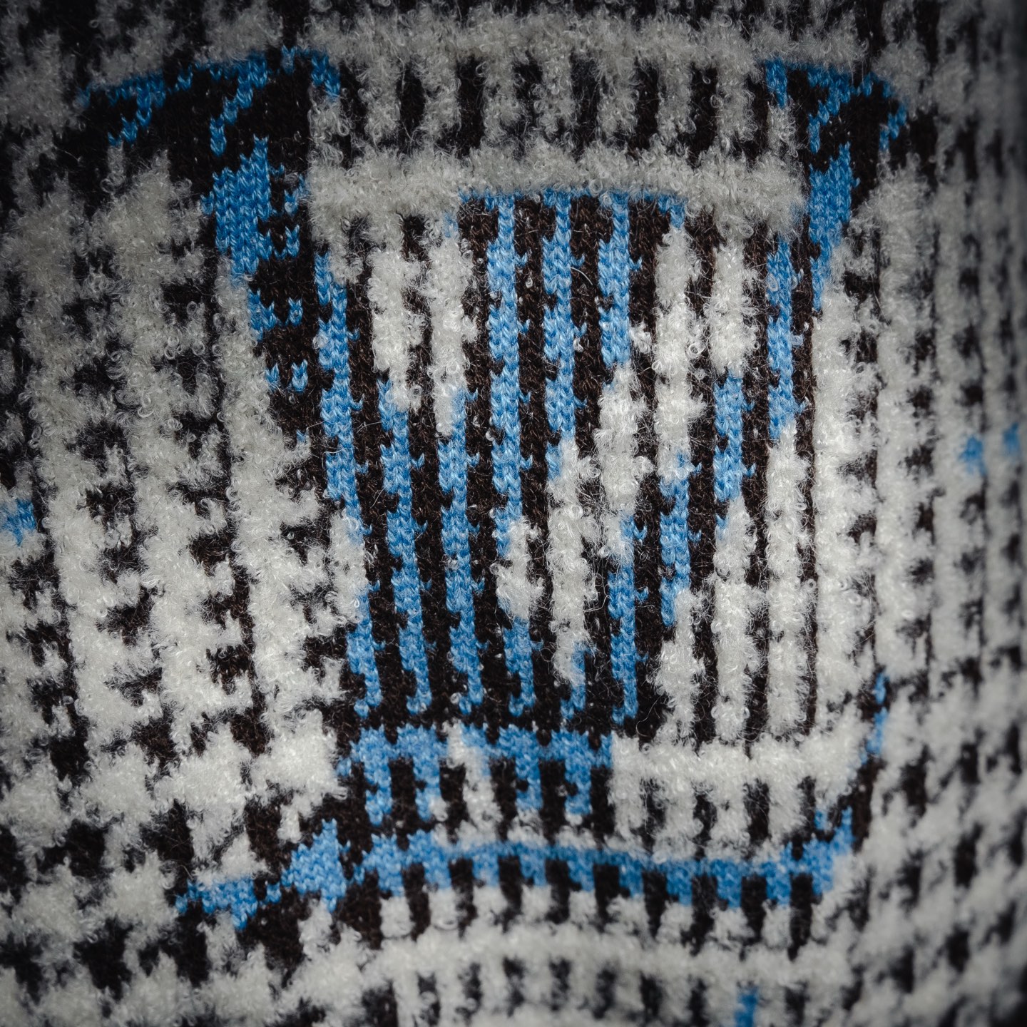 Louis v-neck knit cardigan