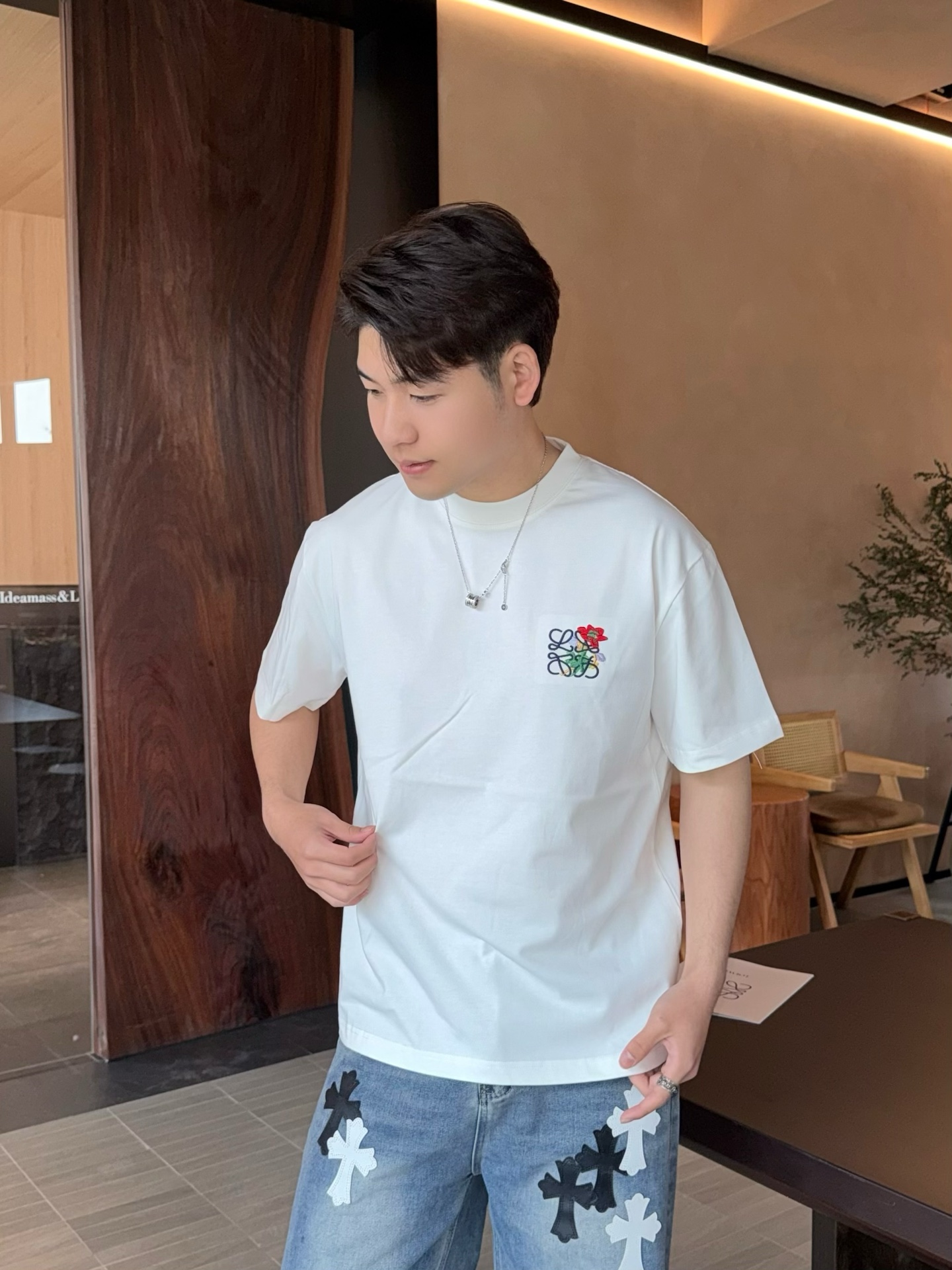 Loe embroidered t-shirt