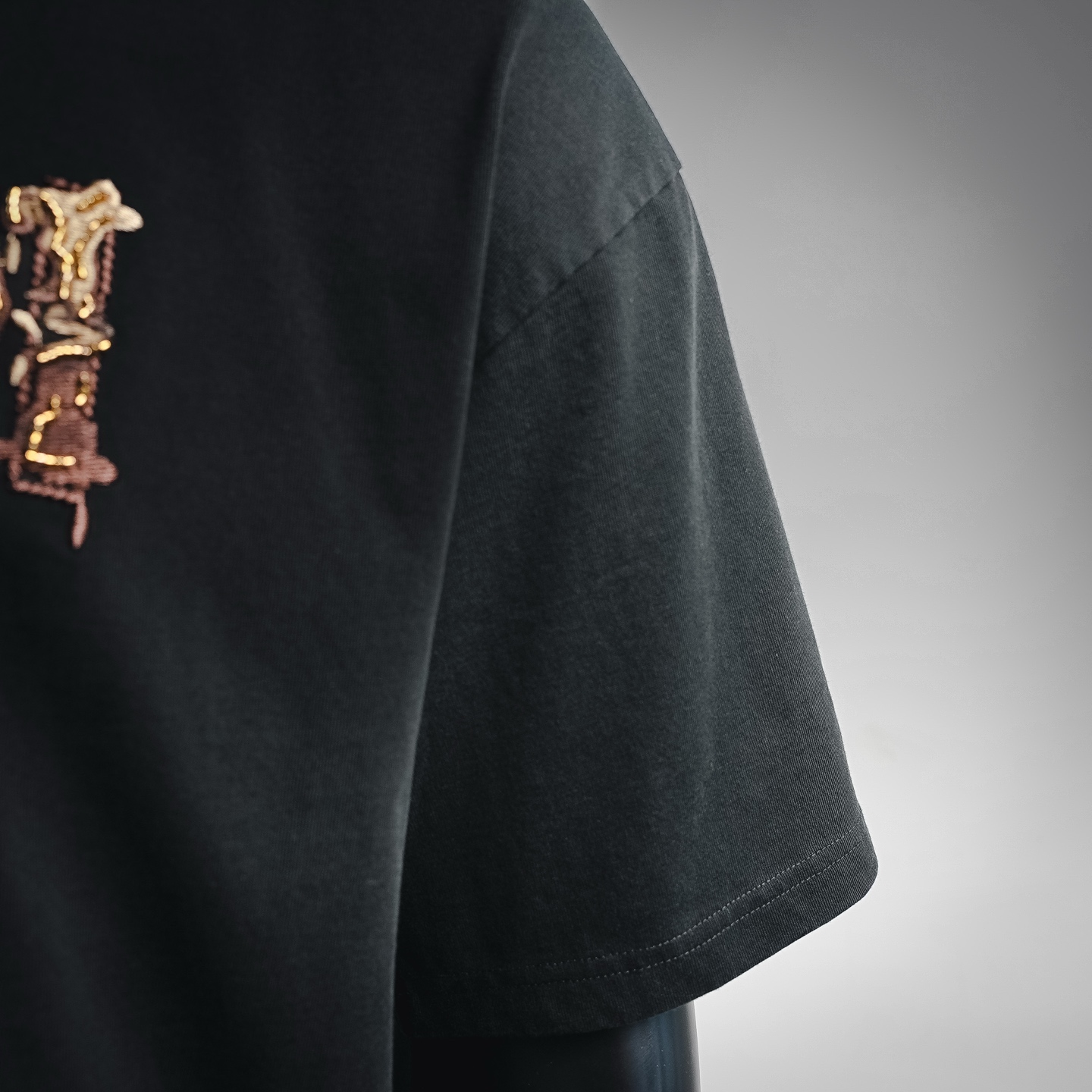 Fend letter embroidered t-shirt