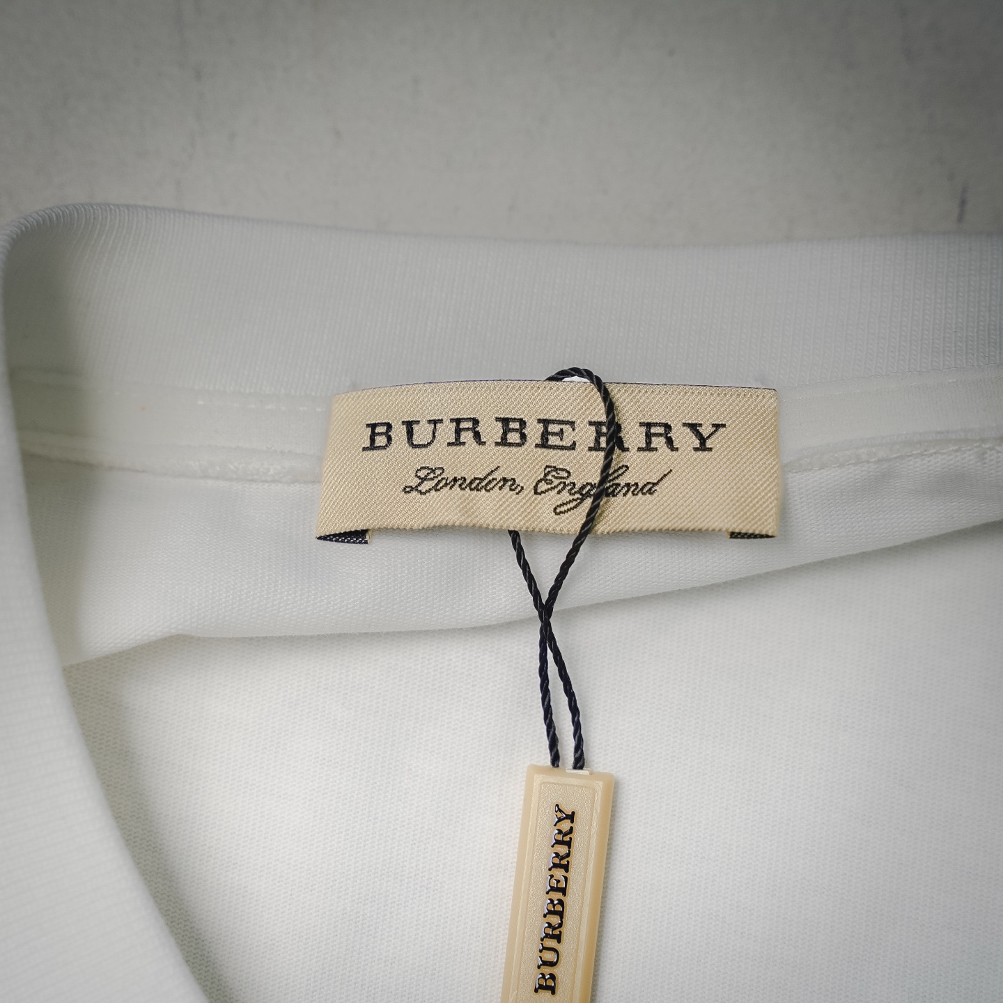 Bur flocked t-shrit