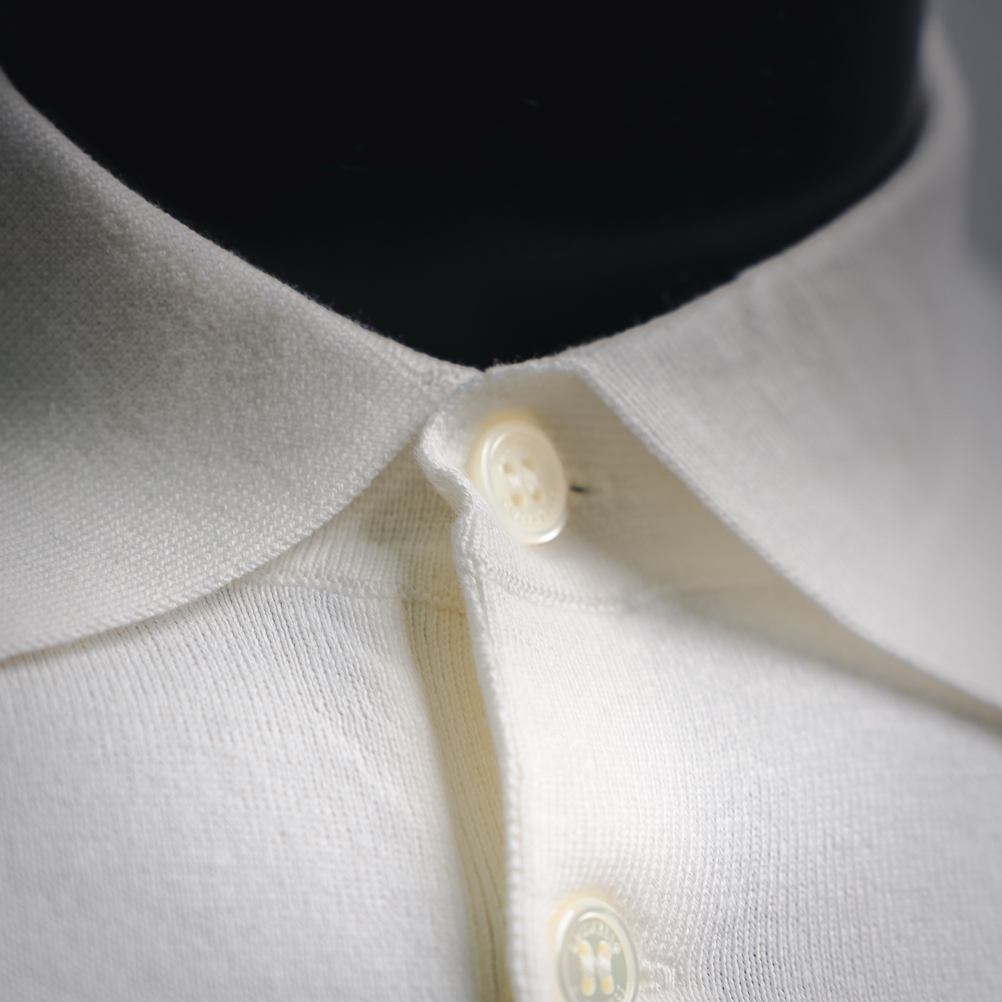 Brunello badge knit t-shirt
