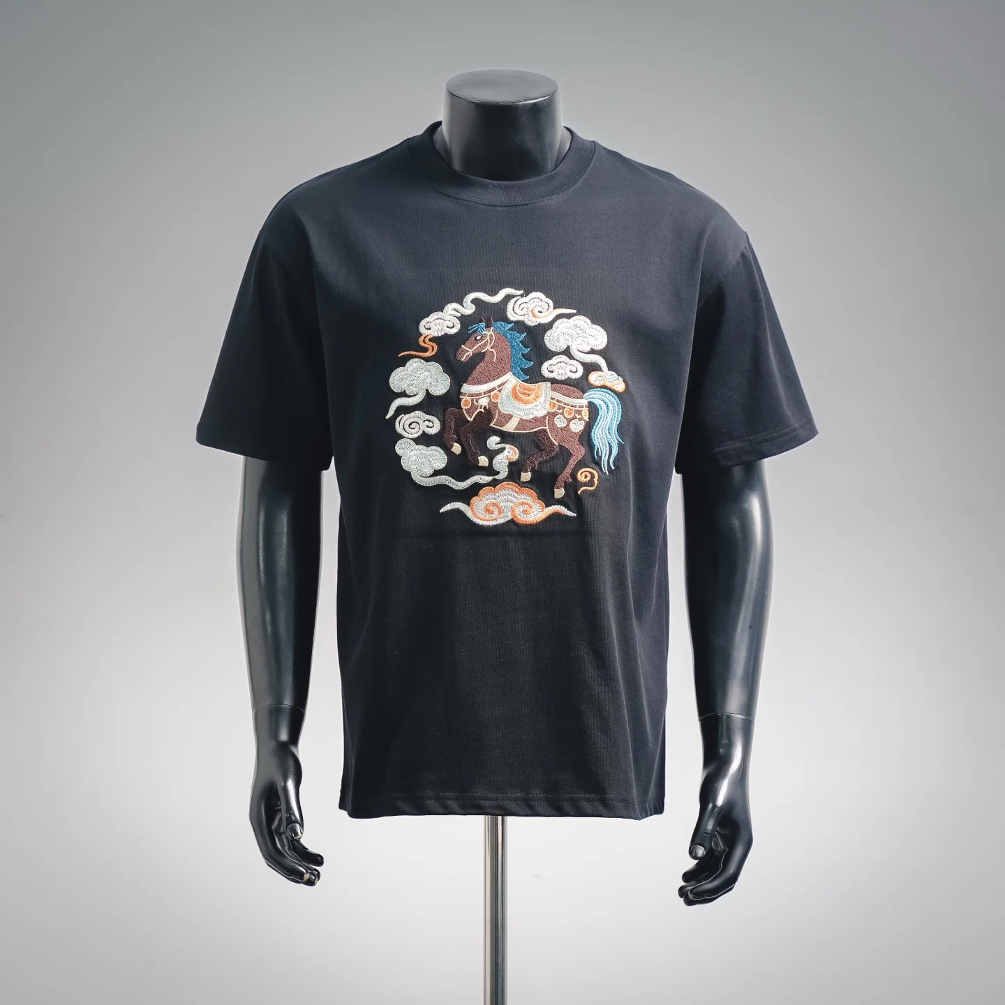 CD embroidered t-shirt