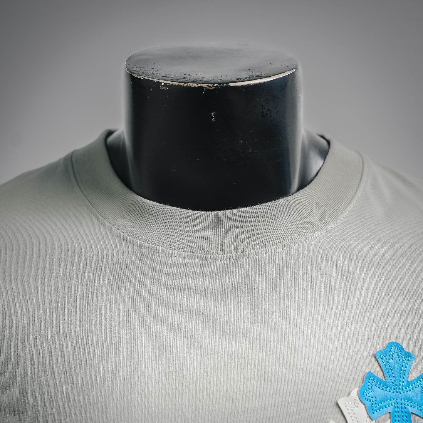 Chrome cross patch t-shirt