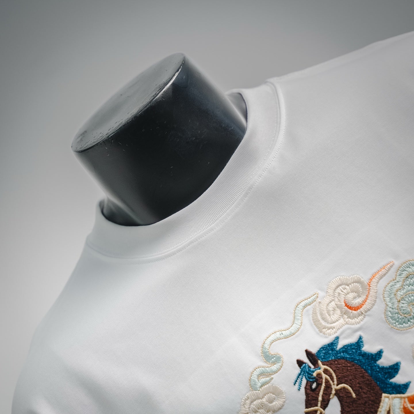 CD embroidered t-shirt