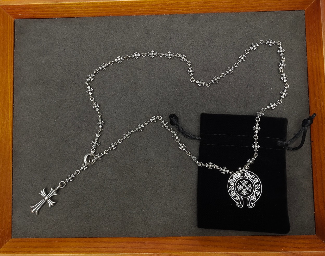 Chrome adjustable necklace