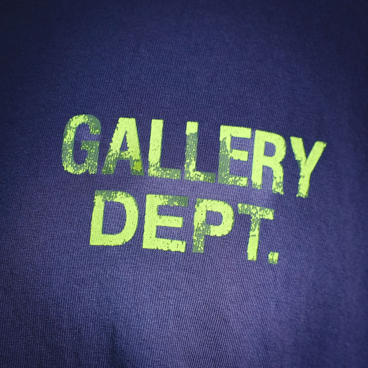 Gallery ptinted sweatshirt