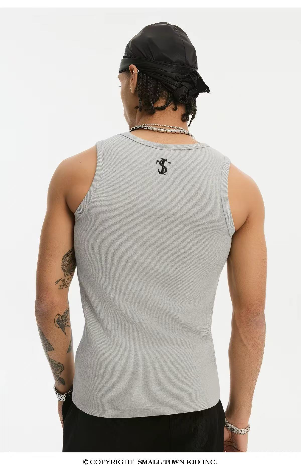 Stk embroidered vest