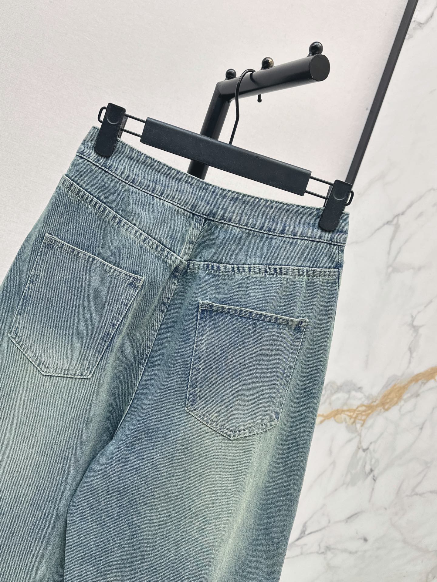 CD 26fw straight-leg jeans