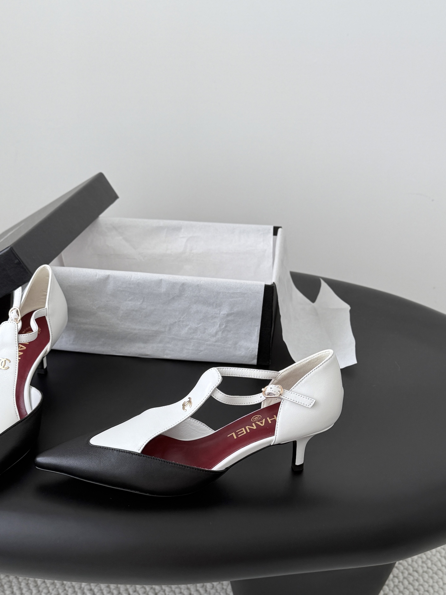 Chan 26P t-strap kitten heel