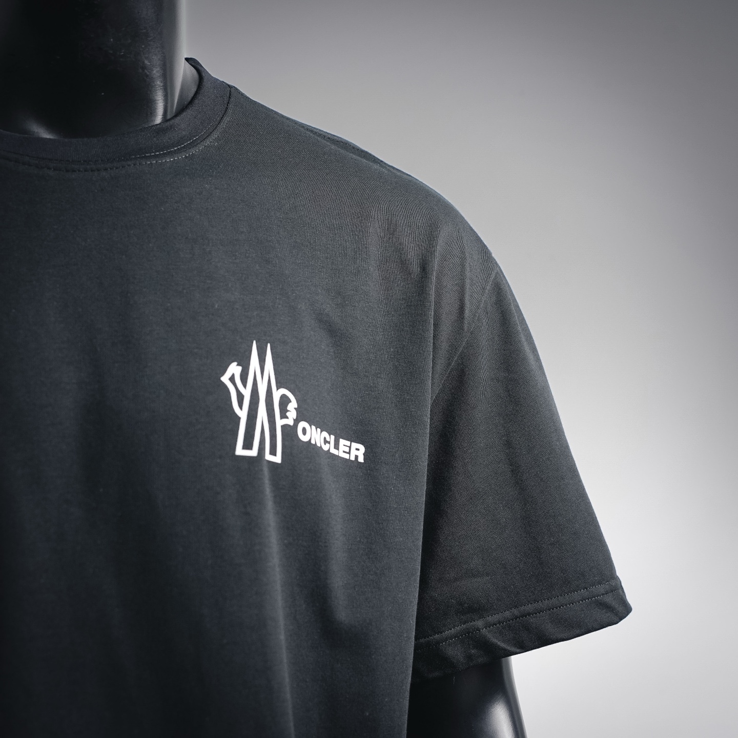 Mon letter printed t-shirt
