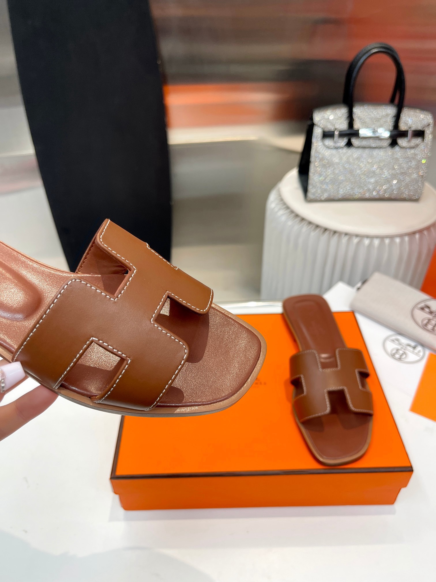 Herm womens slippers